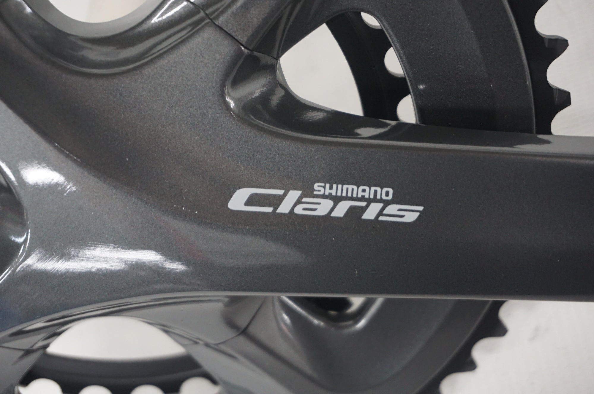 FC-R2000 165mm 50×34 シマノ SHIMANO 「シマノ」 CLARIS FC-R2000 50-34T 165mm クランク