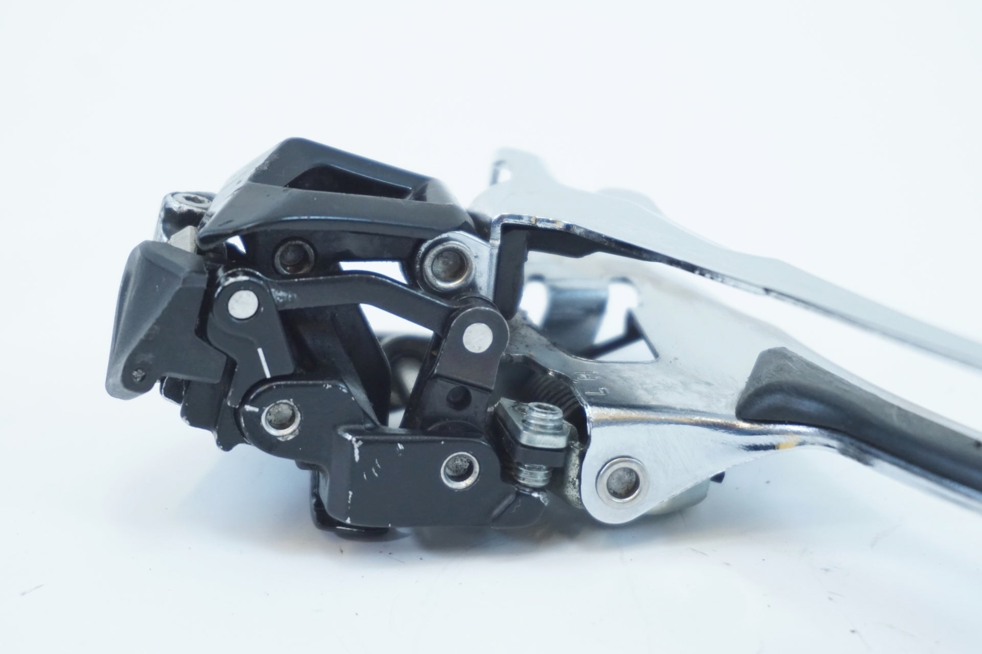 SHIMANO 「シマノ」 105 FD-R7000 フロントディレイラー / 有明