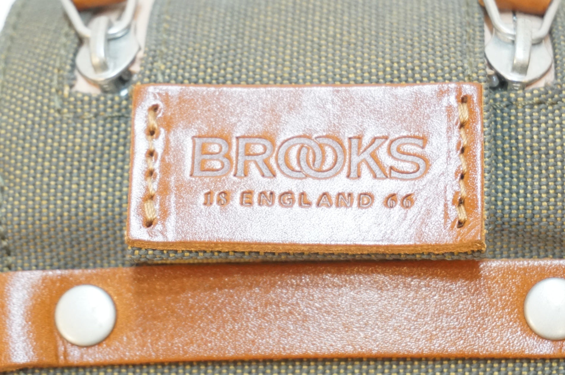 ブルックス（BROOKS）サドルバッグIsle of Wight Mサイズ 新品 BROOKS 「ブルックス」 ISLE OF WIGHT SADDLE BAG Mサイズ 1.2L サドル