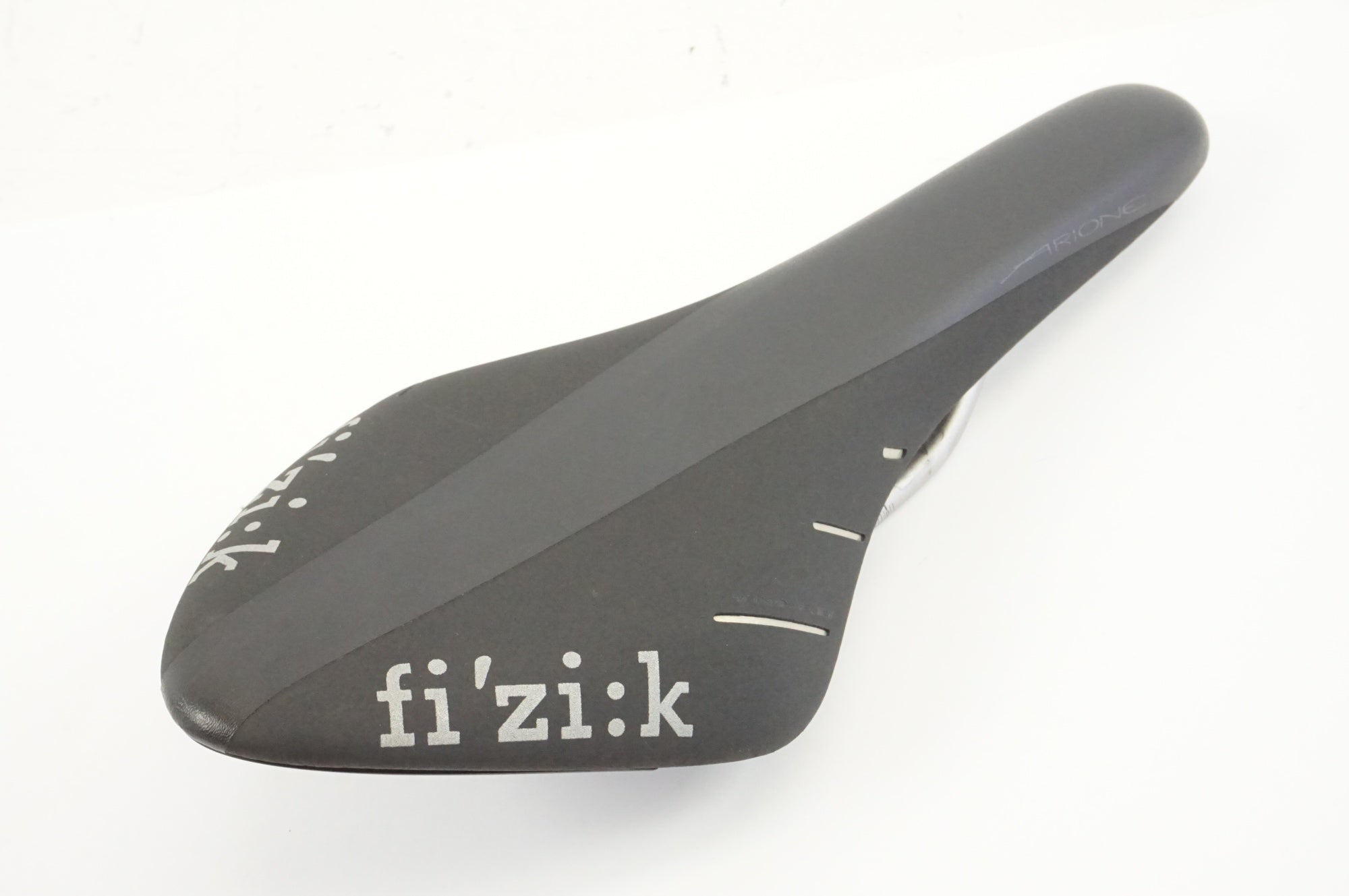 FIZIK 「フィジーク」 ARIONE R7 サドル / 有明ガーデン店