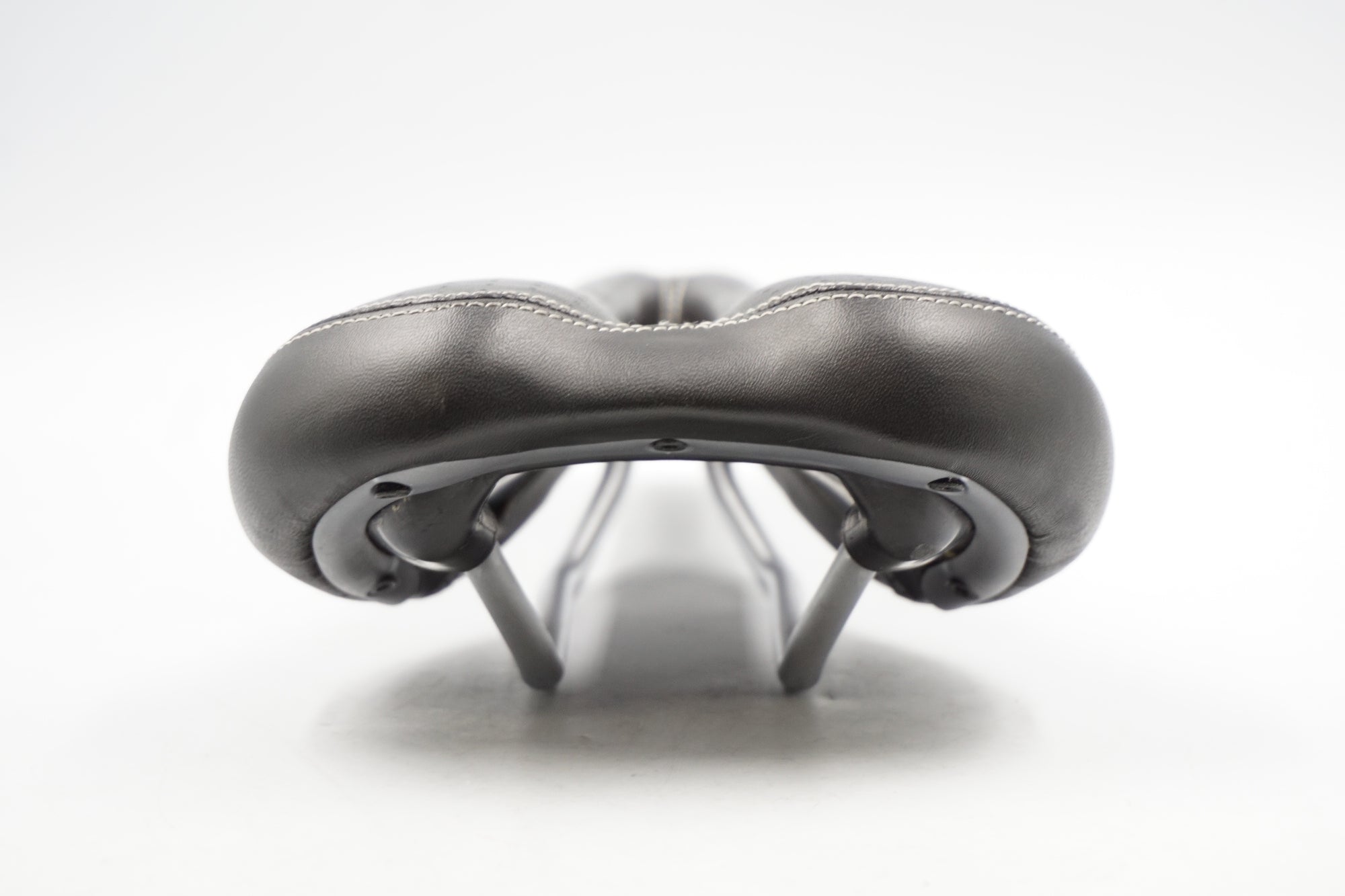 VELO 「ベロ」 RACER SADDLE サドル / 奈良店