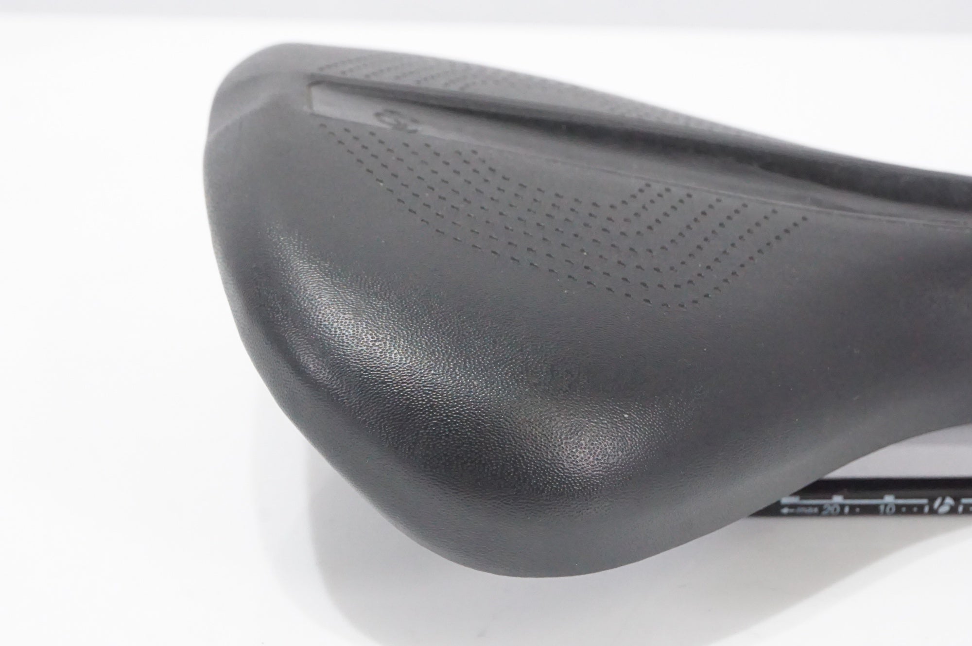 BONTRAGER 「ボントレガー」 NEBULA INFORM PLUS サドル / AKIBA店