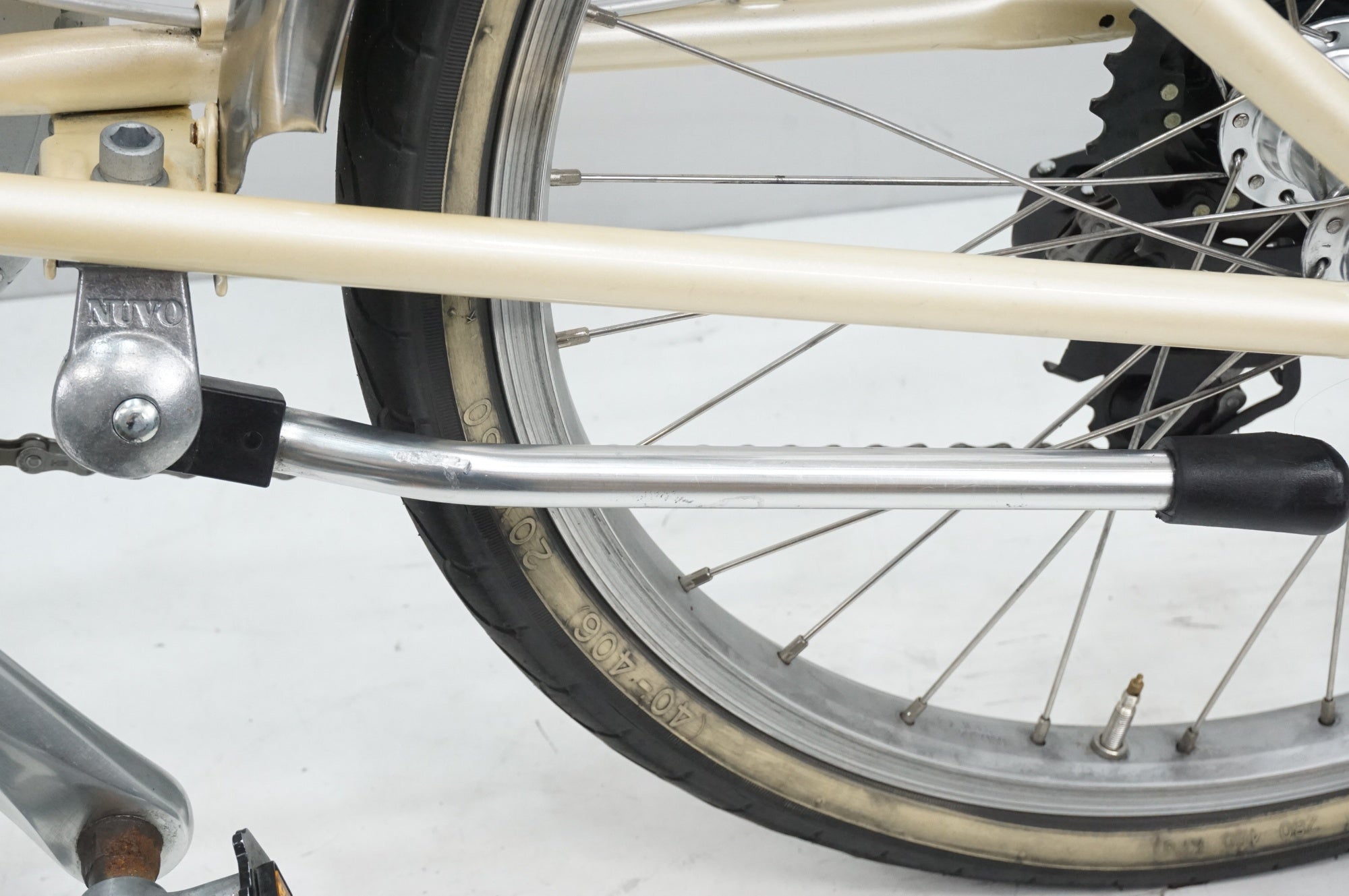 DAHON 「ダホン」 BOARDWALK D7 2023年モデル 20インチ 折り畳み自転車 / 大宮店