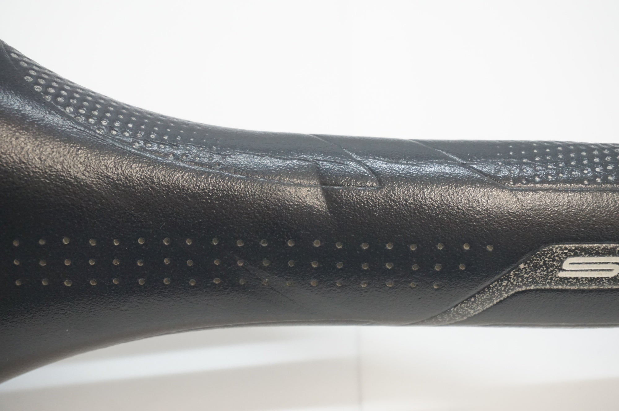 SELLE ITARIA 「セライタリア」 SLR MONOLINK サドル / 福岡店