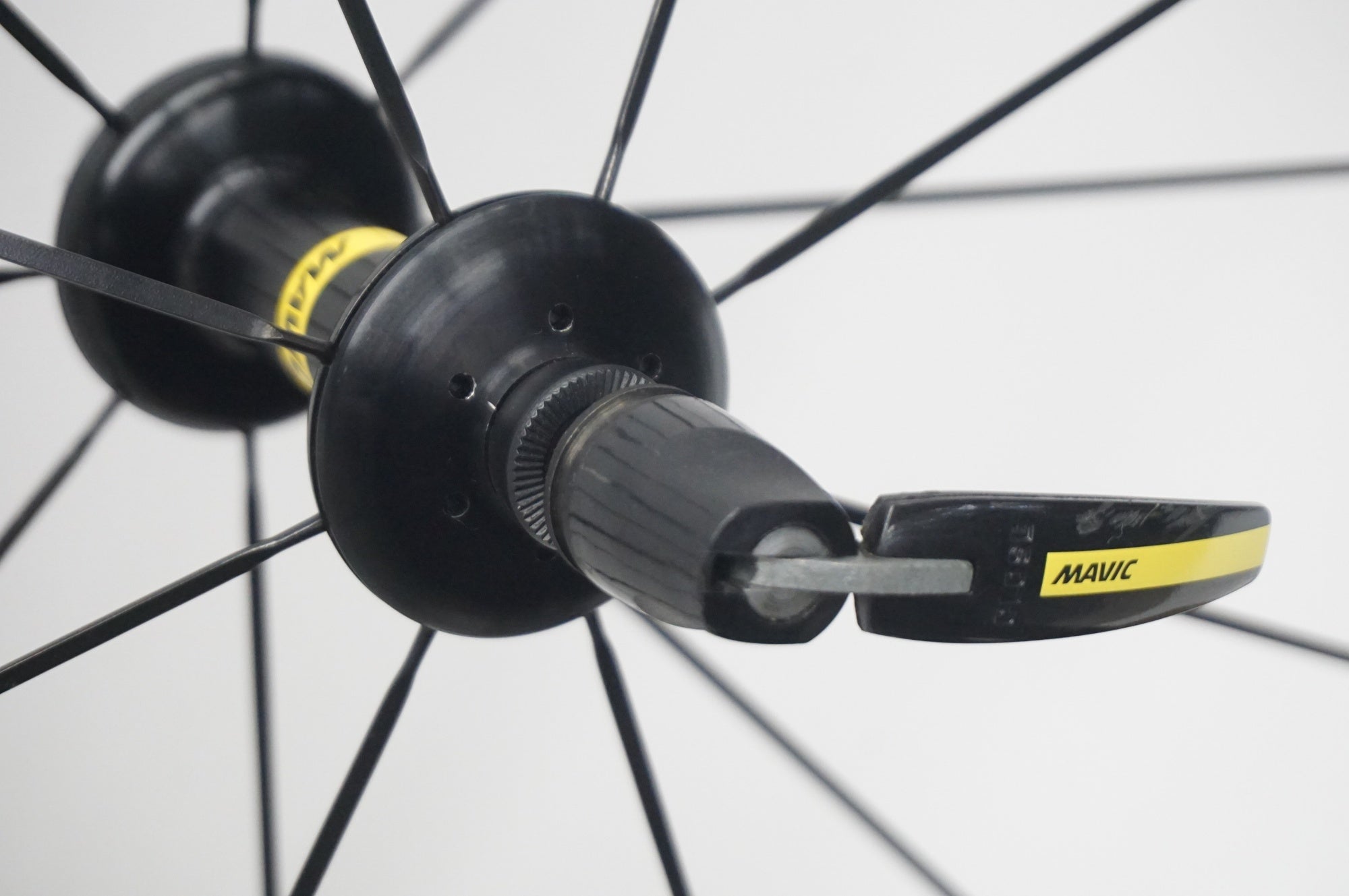 MAVIC 「マヴィック」 COSMIC PRO CARBON EXALITH シマノ11速 ホイール MAVIC 「マヴィック」 COSMIC PRO CARBON EXALITH シマノ11速 ホイール