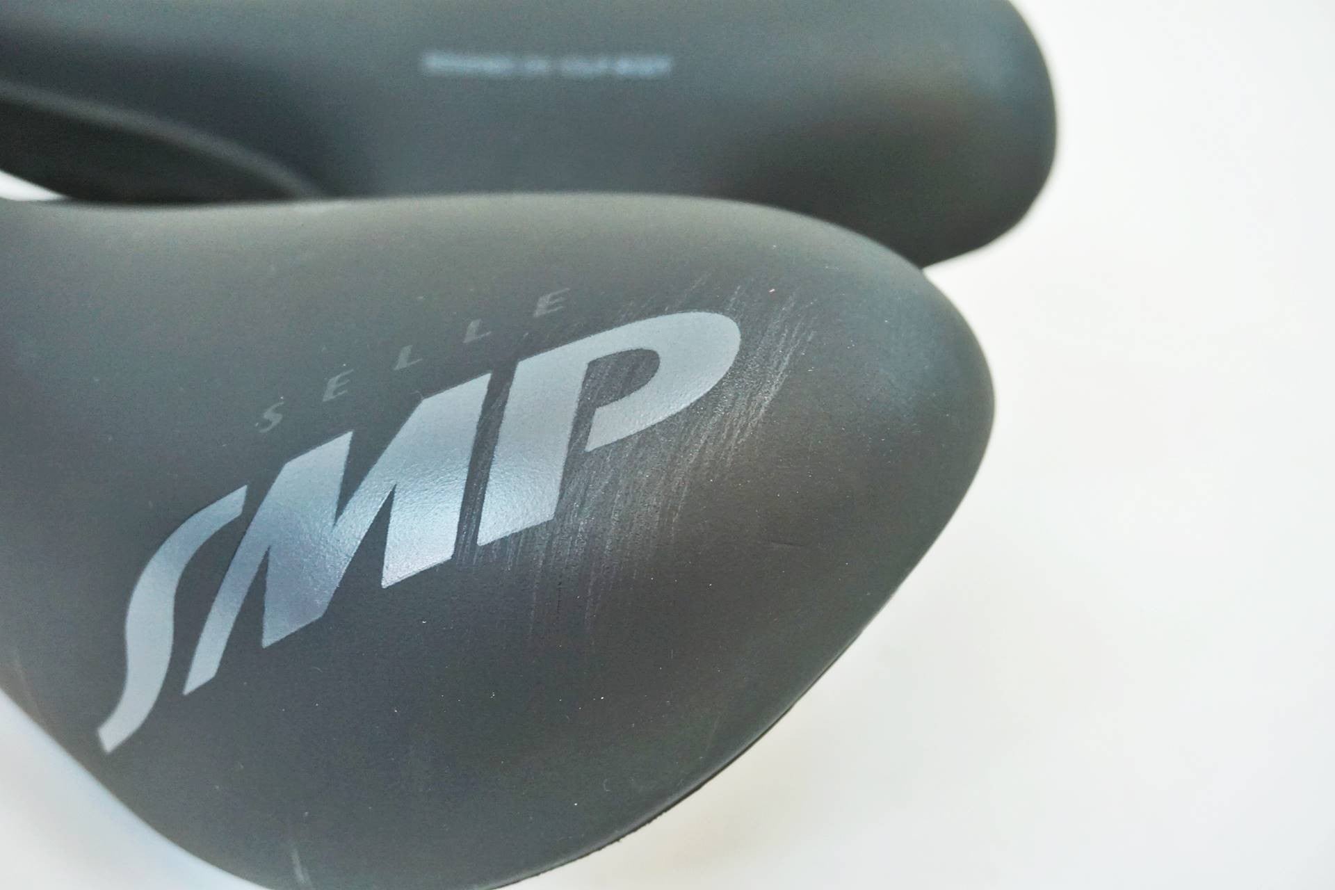 SELLE SMP 「セラエスエムピー」 TRK サドル / 有明ガーデン店