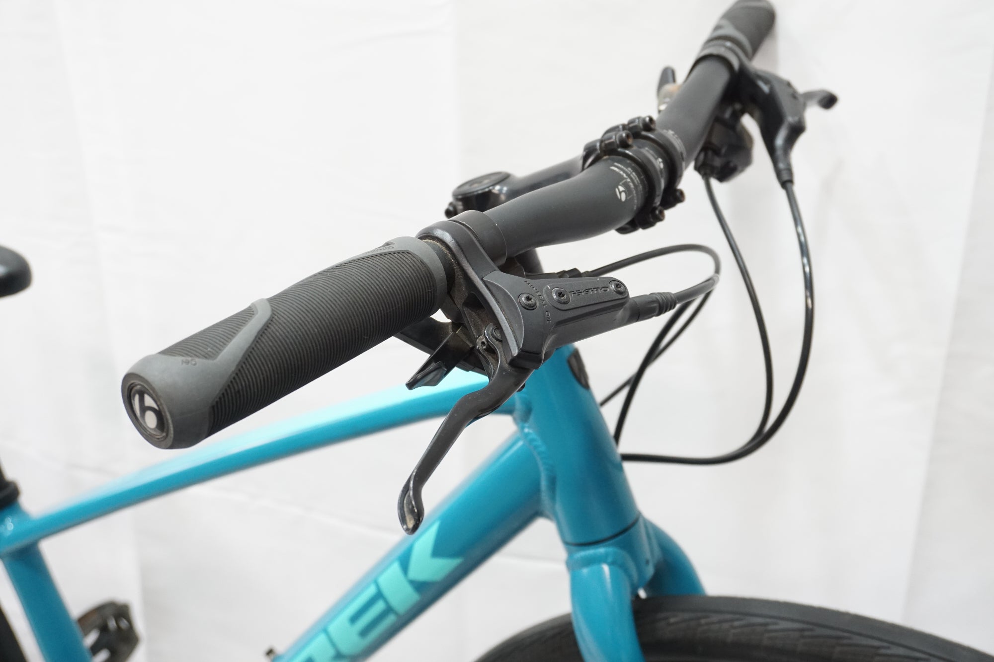TREK 「トレック」 FX2 DISC WSD 2020年モデル クロスバイク / 大宮店