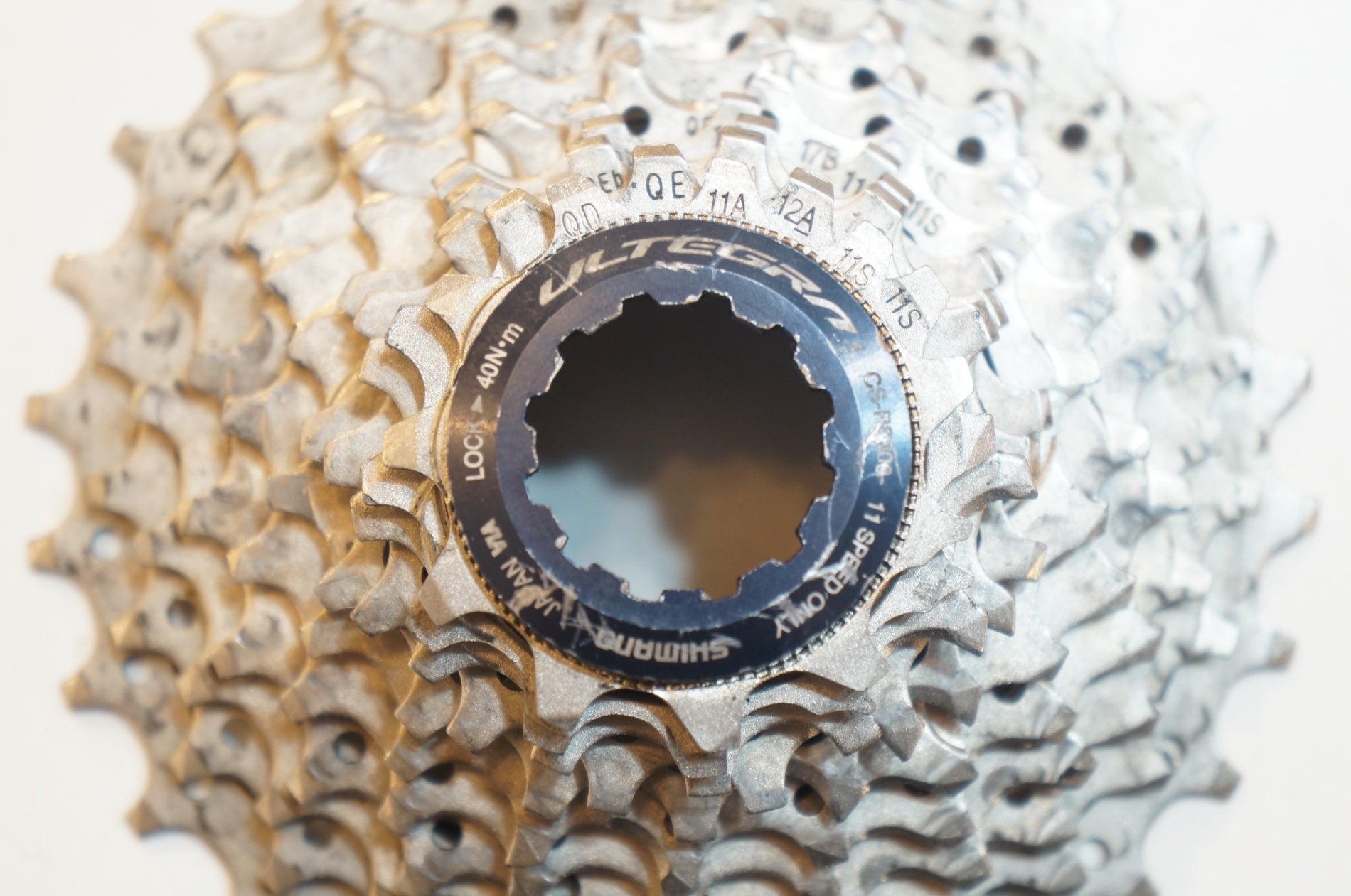 SHIMANO 「シマノ」 ULTEGRA CS-R8000 11-28T スプロケット