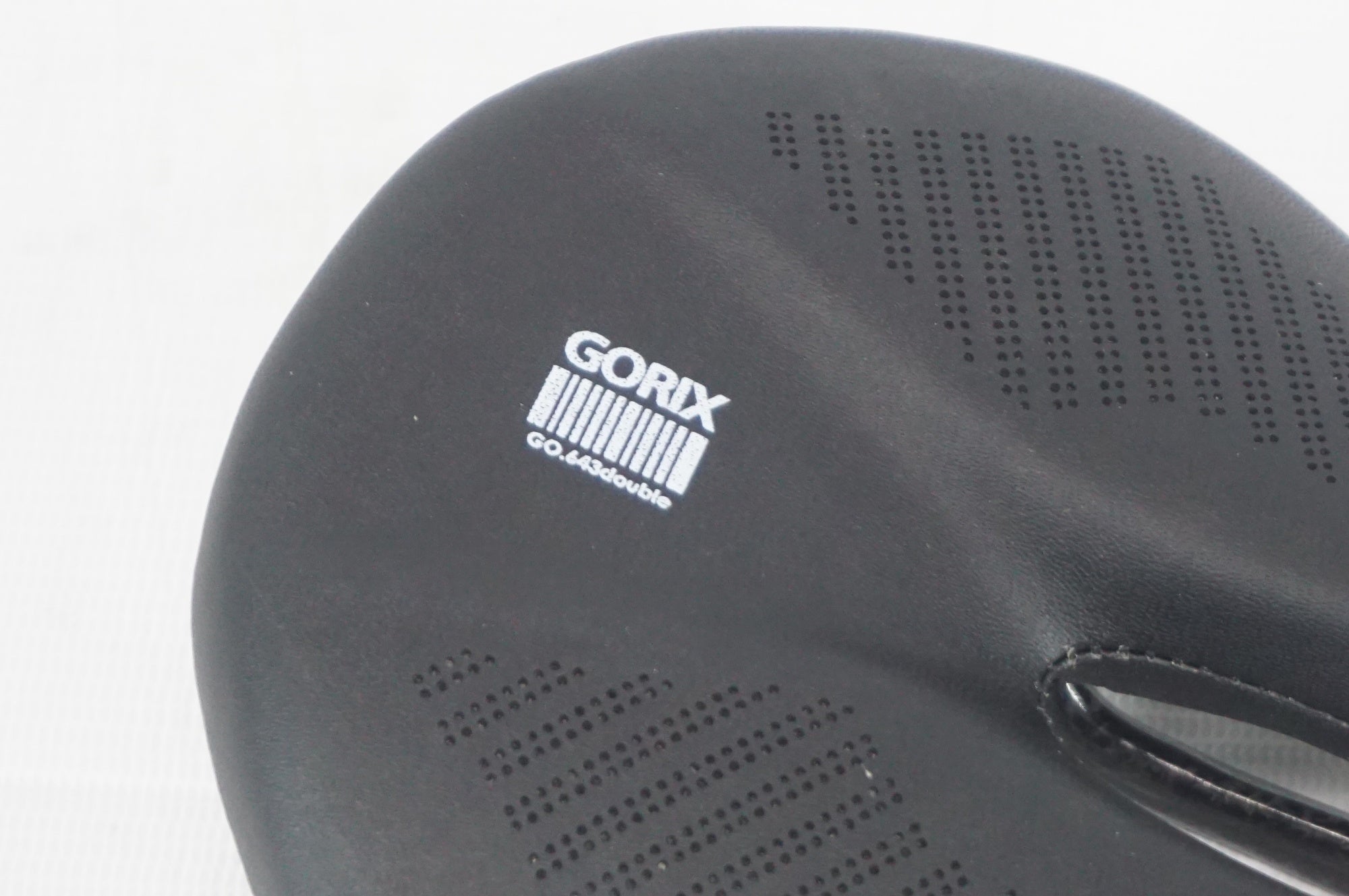 GORIX 「ゴリックス」 GO.643DOUBLE カーボン サドル / 阪急塚口店