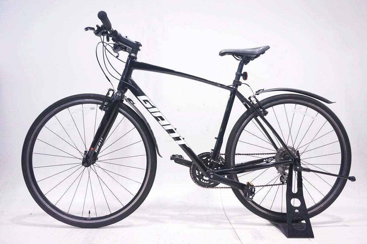 GIANT 「ジャイアント」 ESCAPE RX3 2025年モデル クロスバイク / 大阪