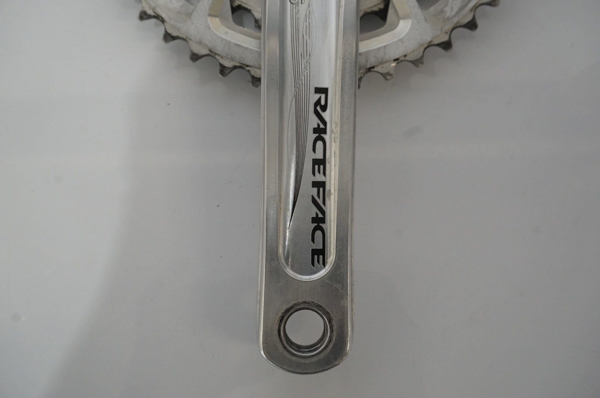 RACEFACE 「レースフェイス」 DEUS 22-44T 175mm クランクセット