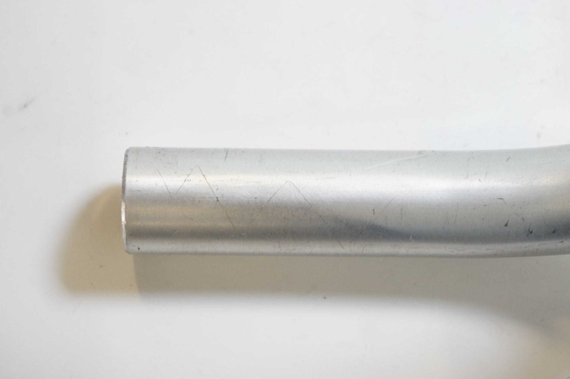 NITTO 「ニットー」 UNIVERSIADE 105 φ25.4 360mm ハンドル / 熊谷本店