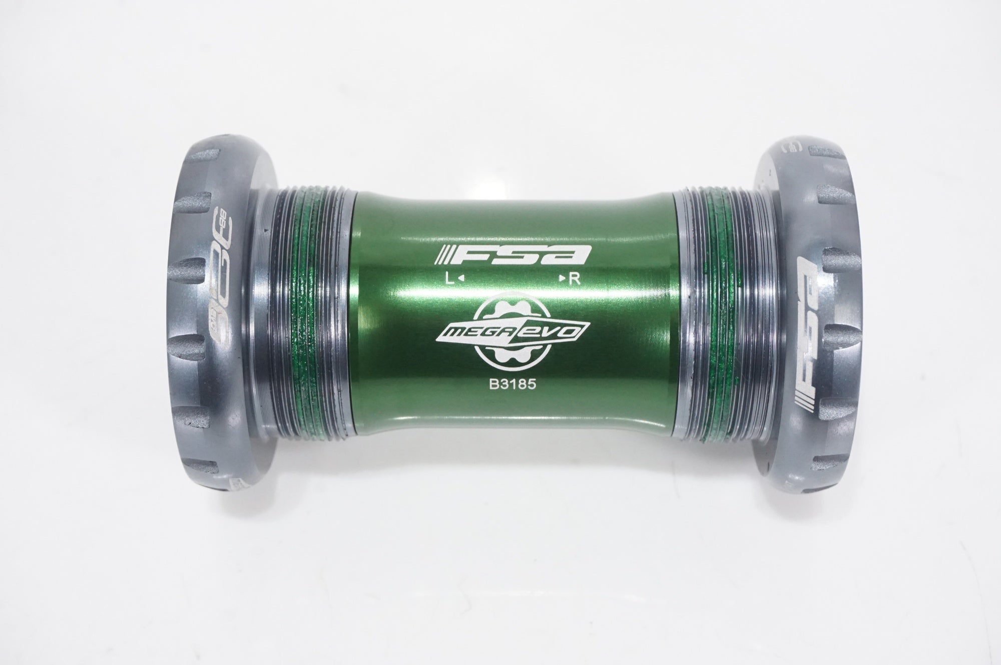 FSA 「エフエスエー」 MEGA EVO BB-EVO8681 ボトムブラケット / AKIBA店