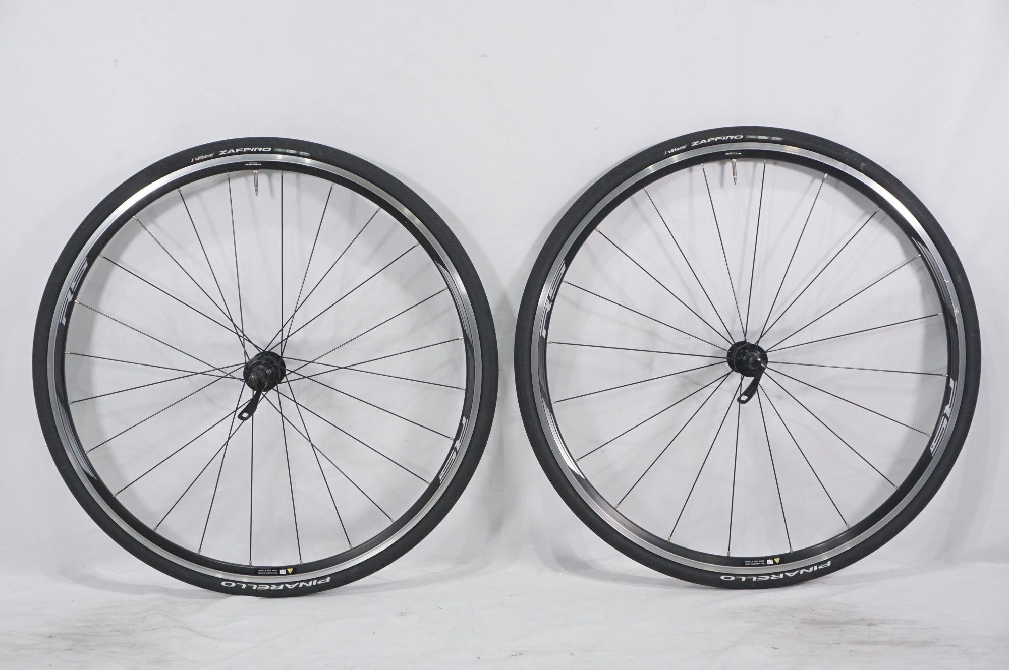 Amazon | シマノ(SHIMANO) ロードディスクホイール WH-RX010-R