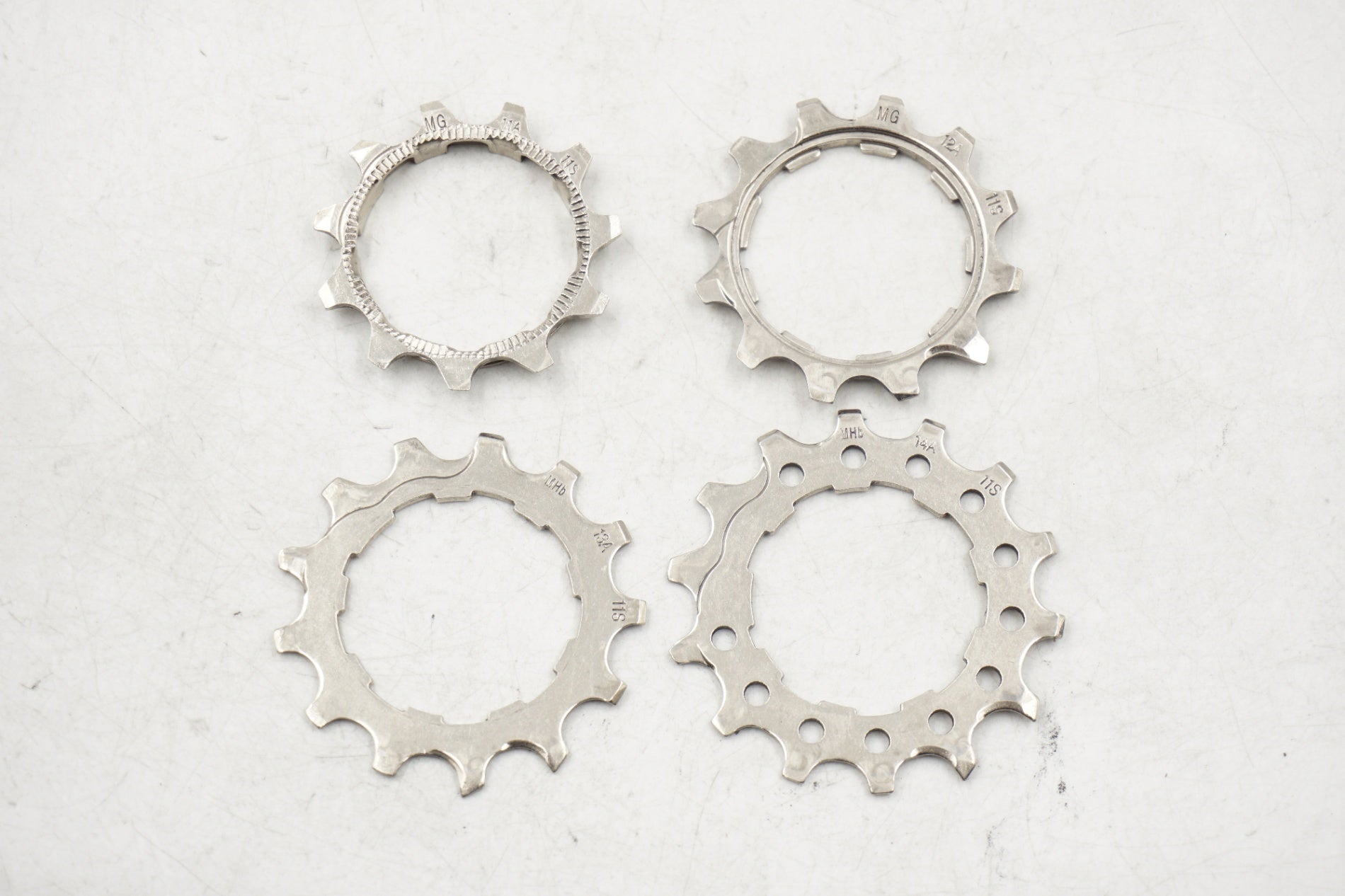 SHIMANO 「シマノ」 105 CS-5800 11-28T スプロケット / 奈良店