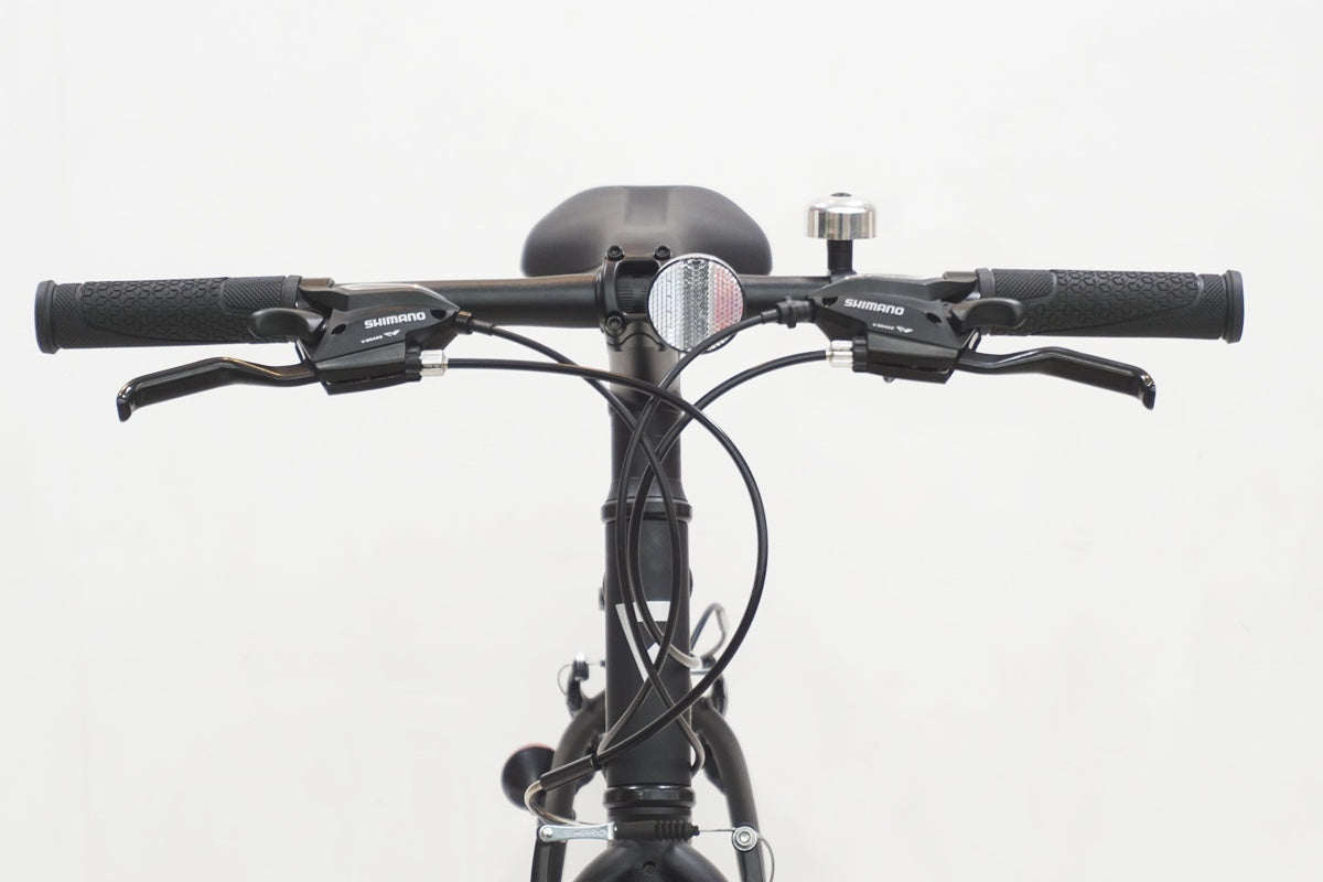 GIANT 「ジャイアント」 ESCAPE R3 2025年モデル クロスバイク / 京都