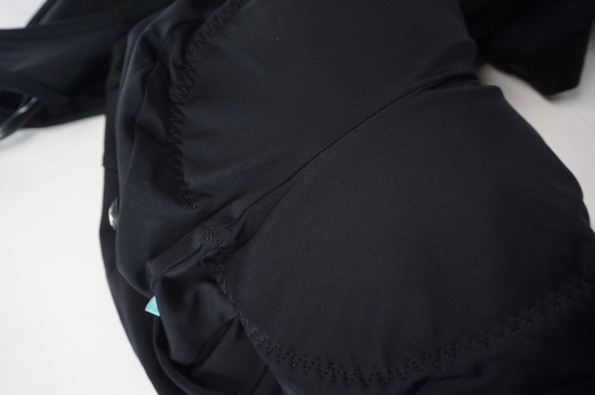 ASSOS 「アソス」 FI.UNO GP S5 XLサイズ ビブショーツ / 阪急塚口店
