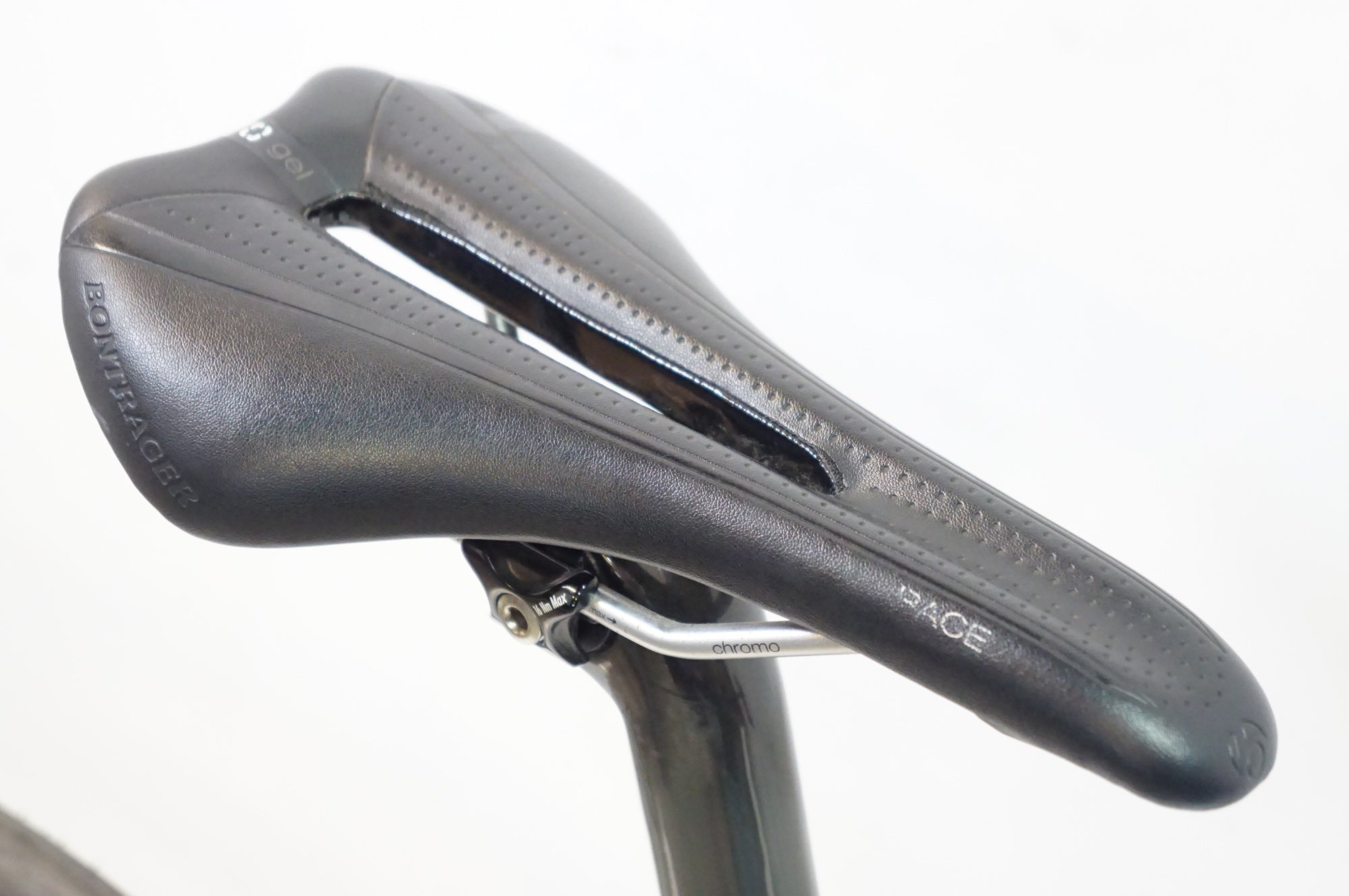 TREK 「トレック」 EMONDA SL5 2016年モデル ロードバイク / 熊谷本店 TREK 「トレック」 EMONDA SL5 2016年モデル ロードバイク / 熊谷本店