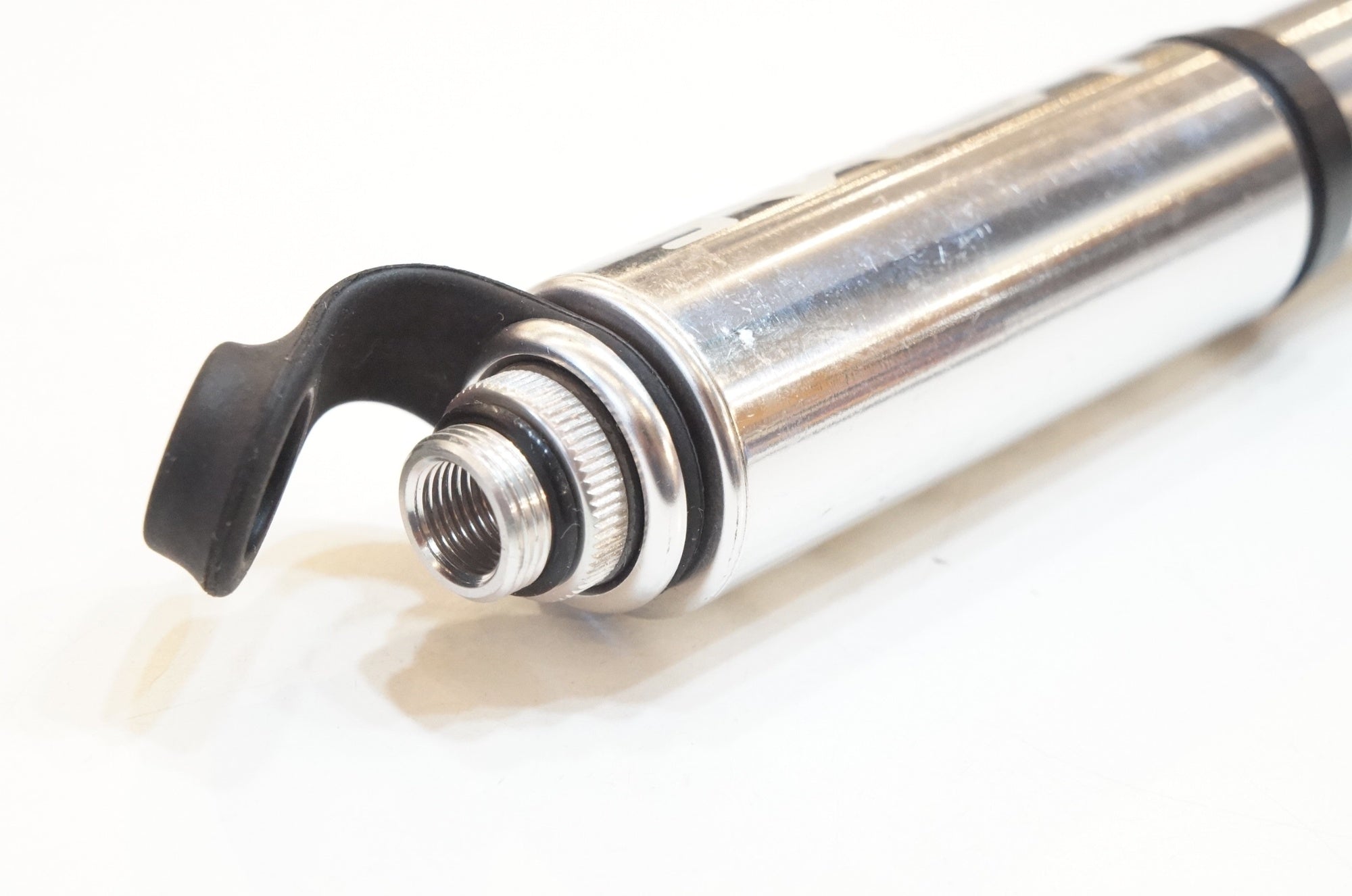 【新品未使用】LEZYNE Carbon Road Drive M 携帯ポンプ LEZYNE 「レザイン」 ROAD DRIVE 携帯ポンプ / 浦和ベース ｜ バイチャリ