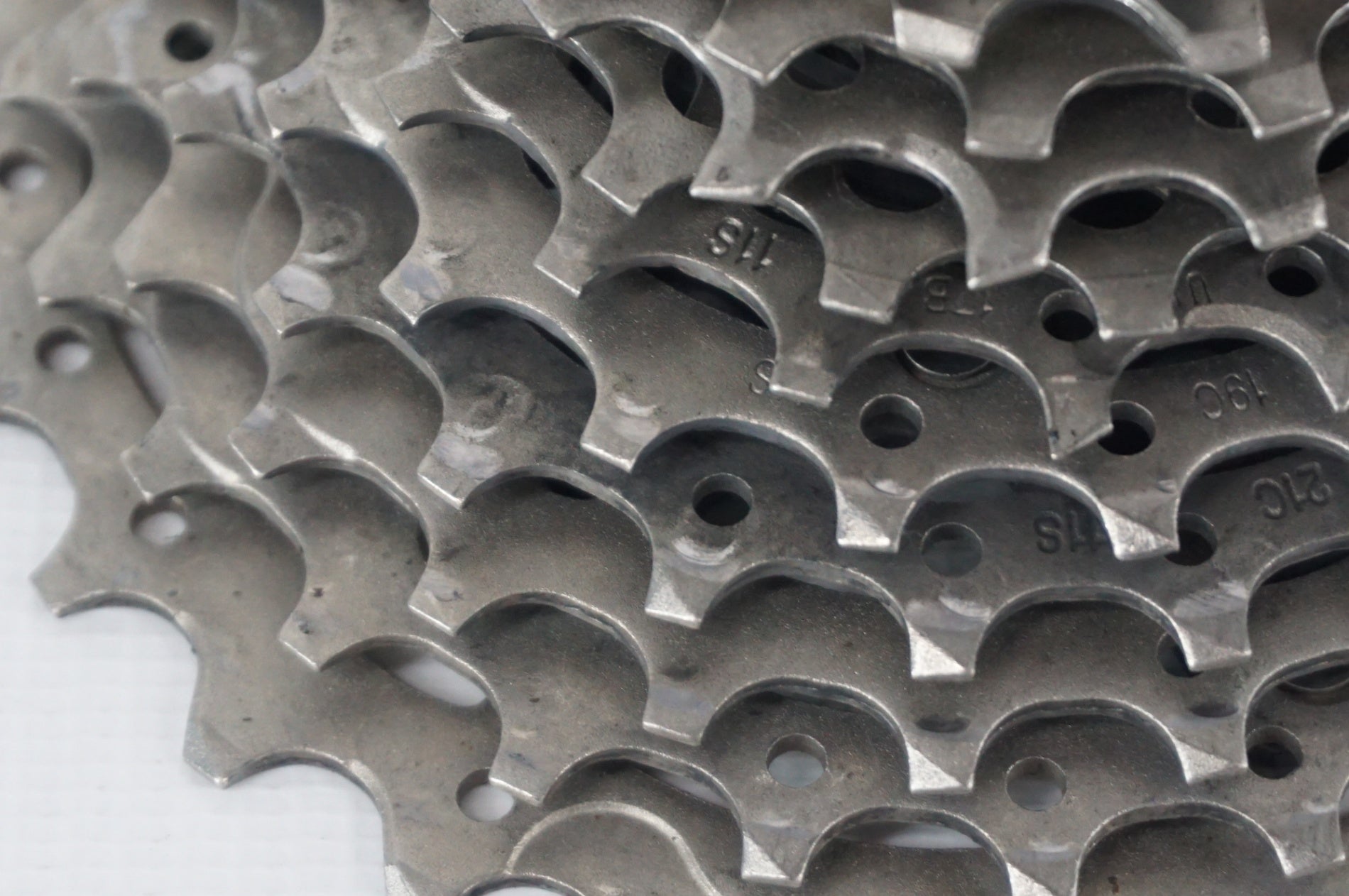 SHIMANO 「シマノ」 ULTEGRA CS-R8000 11-28T スプロケット / 阪急塚口店