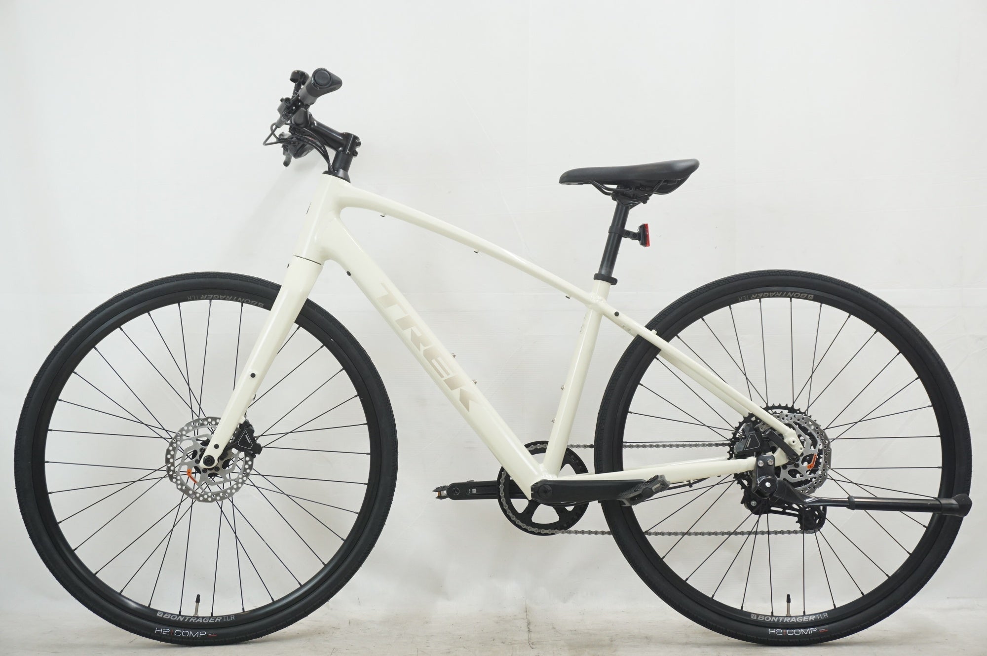 TREK 「トレック」 FX 3 GEN4 DISC 2025年モデル クロスバイク / 福岡店