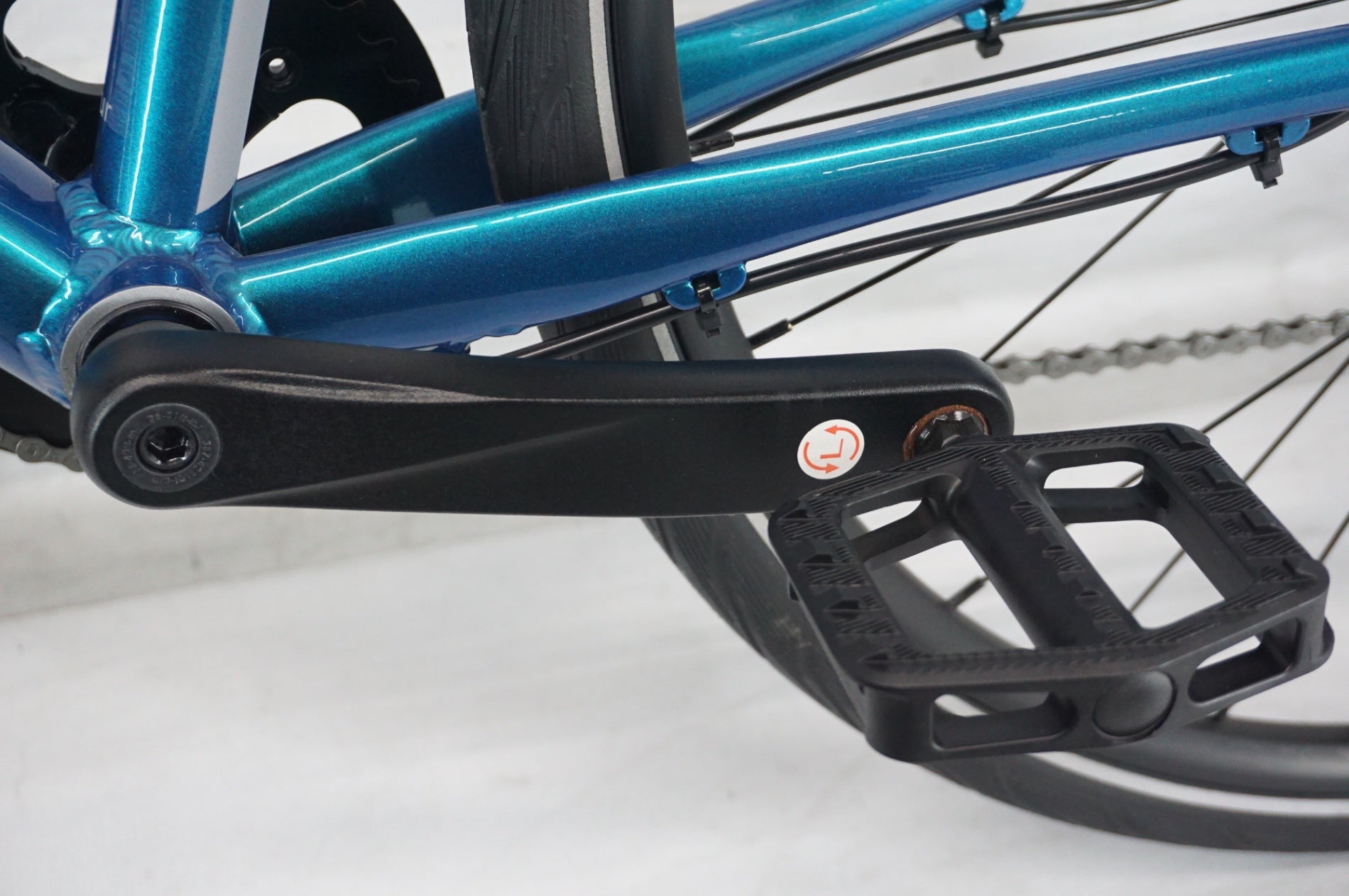 CANNONDALE 「キャノンデール」 QUICK4 DISC 2025年モデル クロス