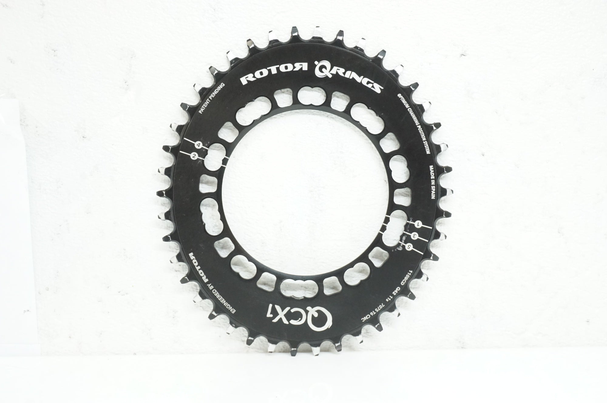 ROTOR 「ローター」 QCX1 42T 110BCD 11S チェーンリング / 大宮店