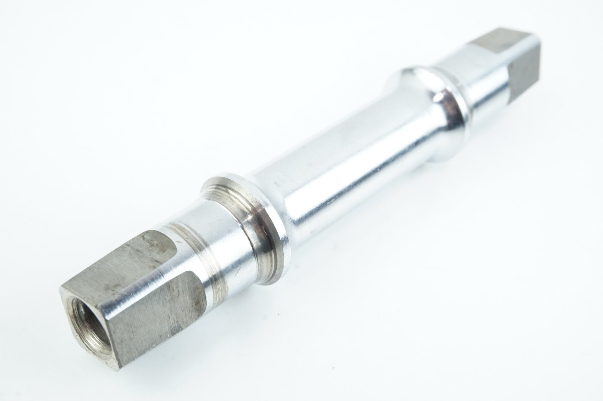 CAMPAGNOLO 「カンパニョーロ」 1046/A NUOVO RECORD ITA 115mm ボトムブラケット / 中目黒店