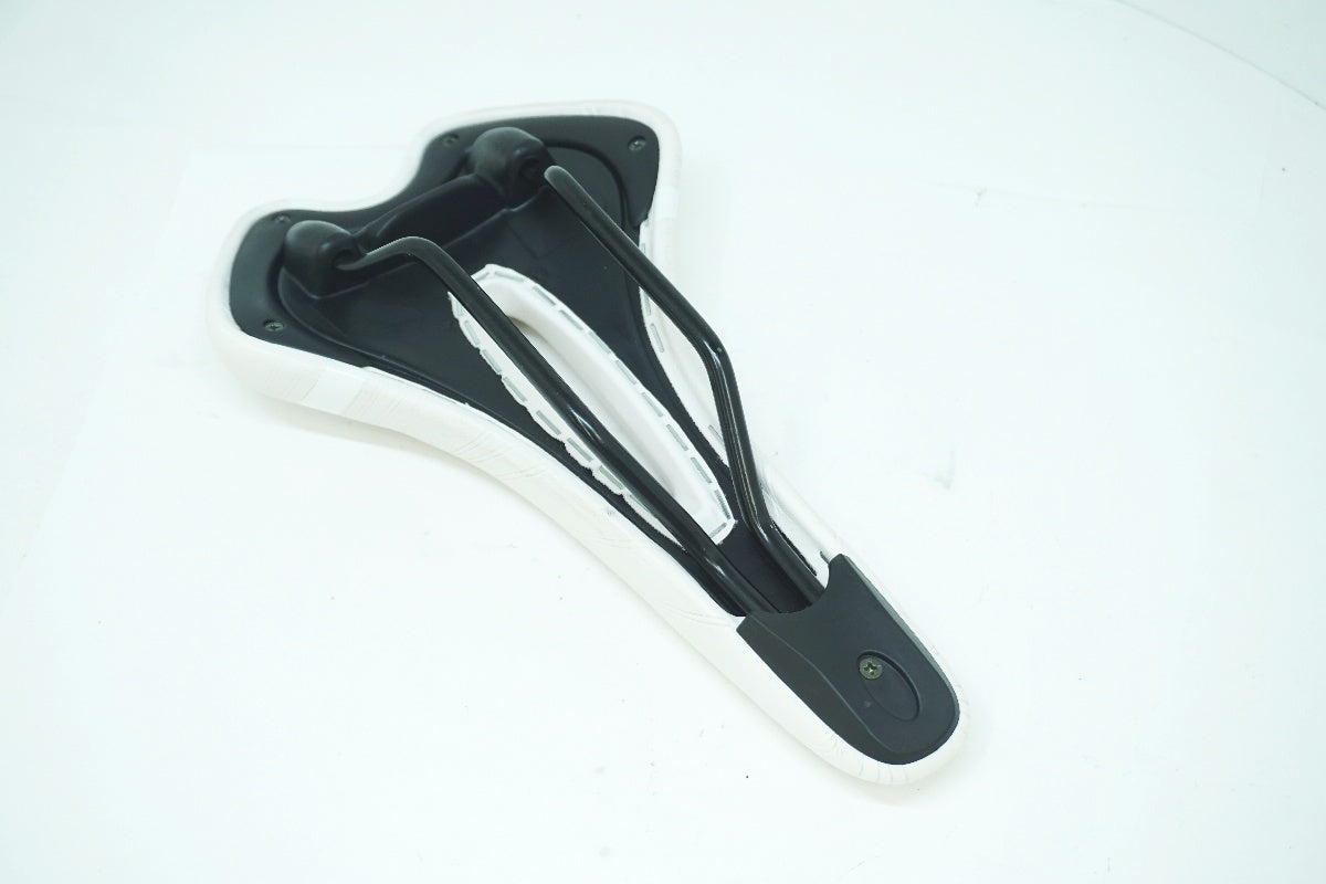 GORIX 「ゴリックス」 サドル / 大阪美原北インター店