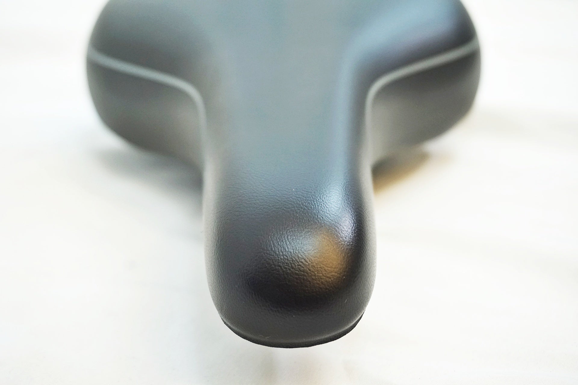 VELO 「ベロ」 VOAM GLIDE サドル / 有明ガーデン店