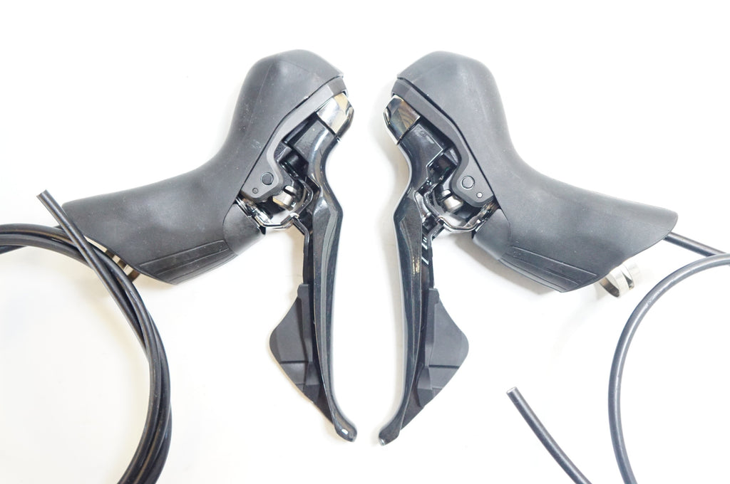 SHIMANO 「シマノ」 ULTEGRA ST-R8020 デュアルコントロールレバー