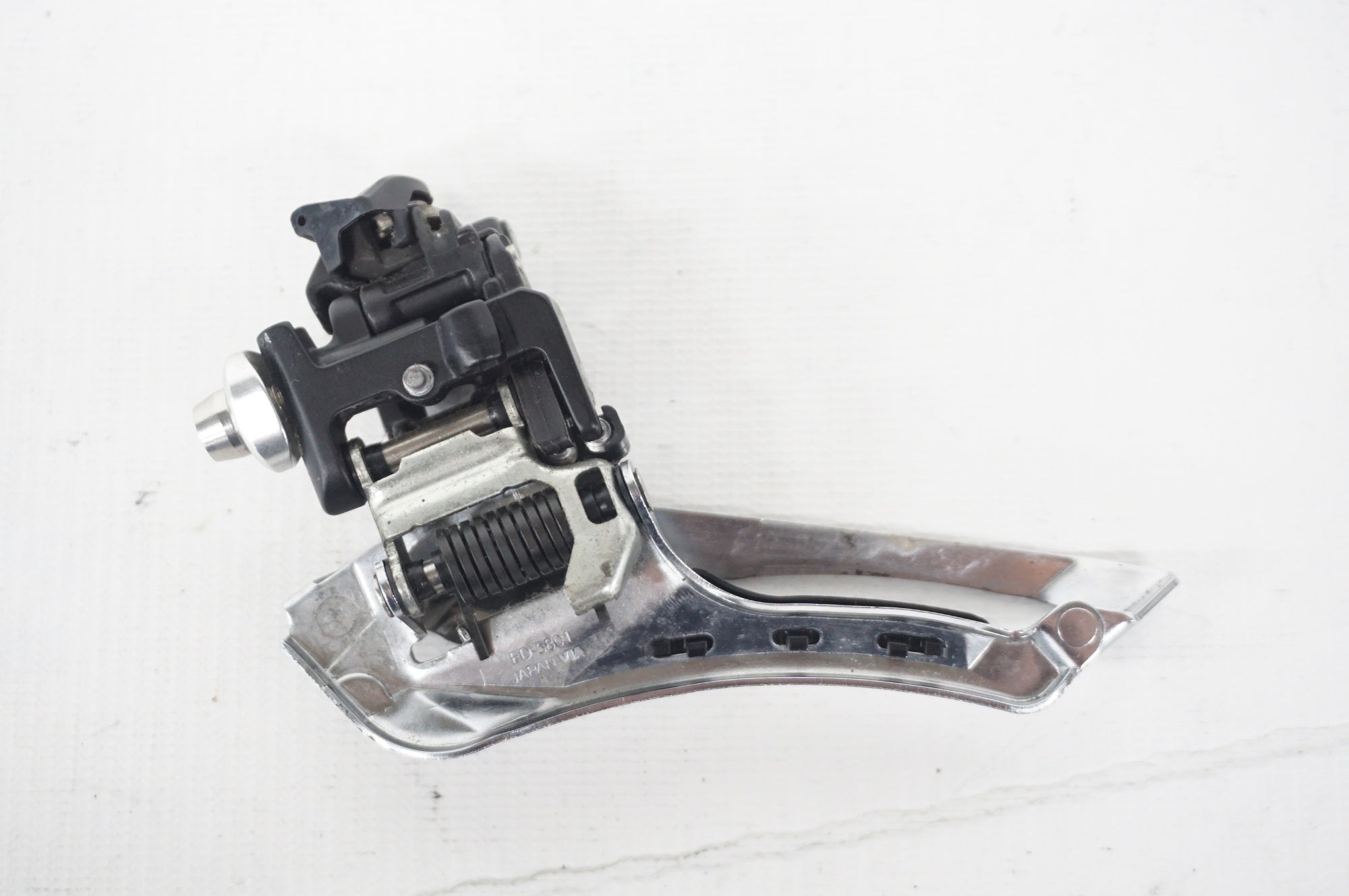SHIMANO 「シマノ」 105 FD-5801 フロントディレイラー / 阪急塚口店