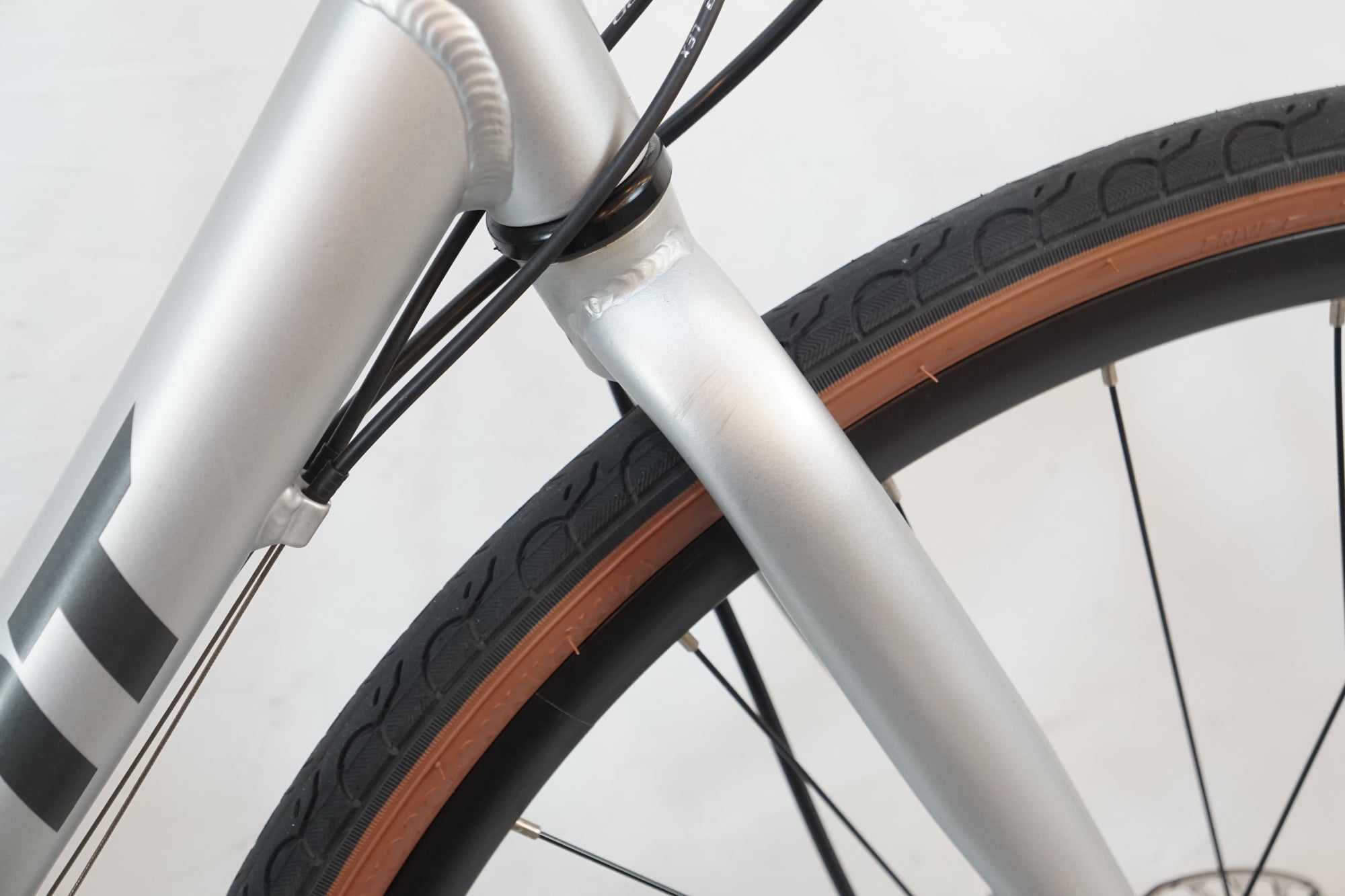 GIANT 「ジャイアント」 ESCAPE R DISC 2025年モデル クロスバイク / バイチャリ浦和ベース