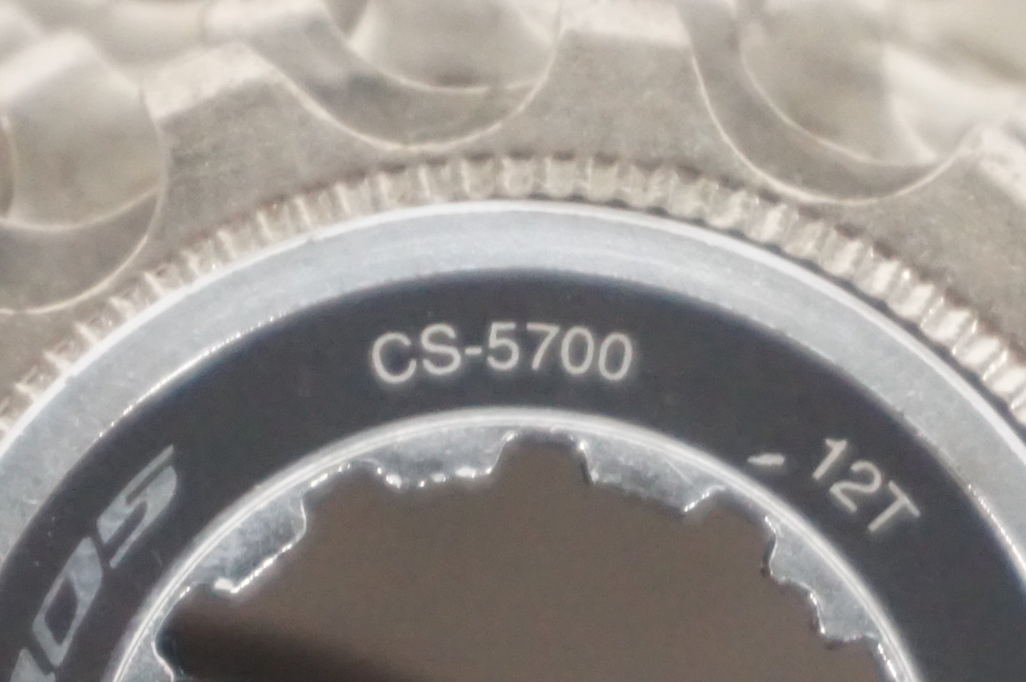 SHIMANO 「シマノ」 105 CS-5700 12-27T スプロケット / AKIBA店