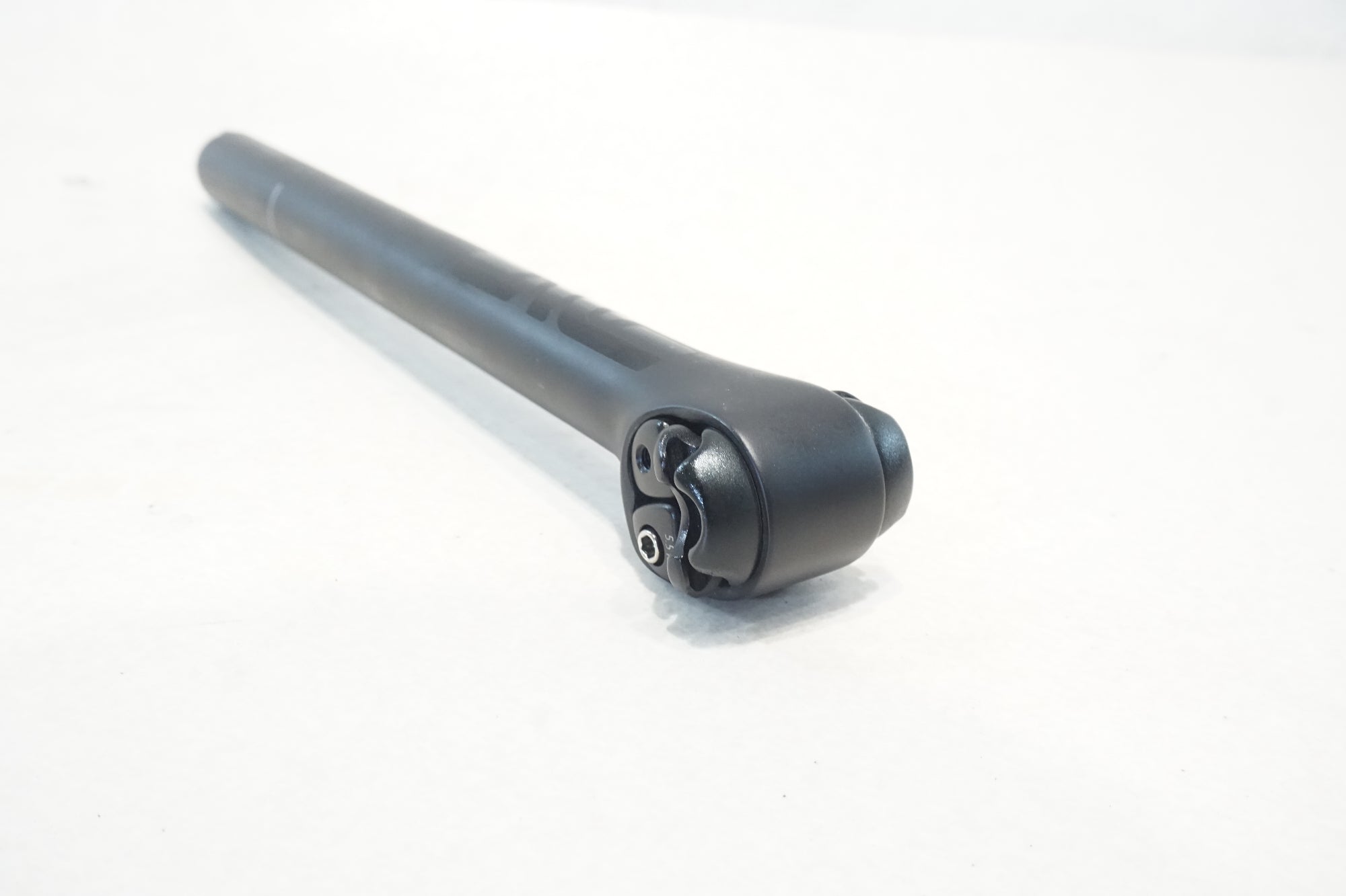 エンヴィ ENVE カーボン シートポスト Φ27.2 300mm ENVE 「エンヴィ」 SEATPOST 300mm φ27.2 カーボン シートポスト