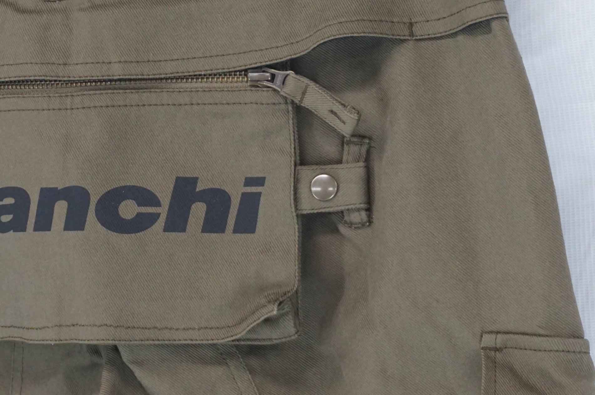 BIANCHI 「ビアンキ」 Mサイズ カーゴパンツ / 阪急塚口店