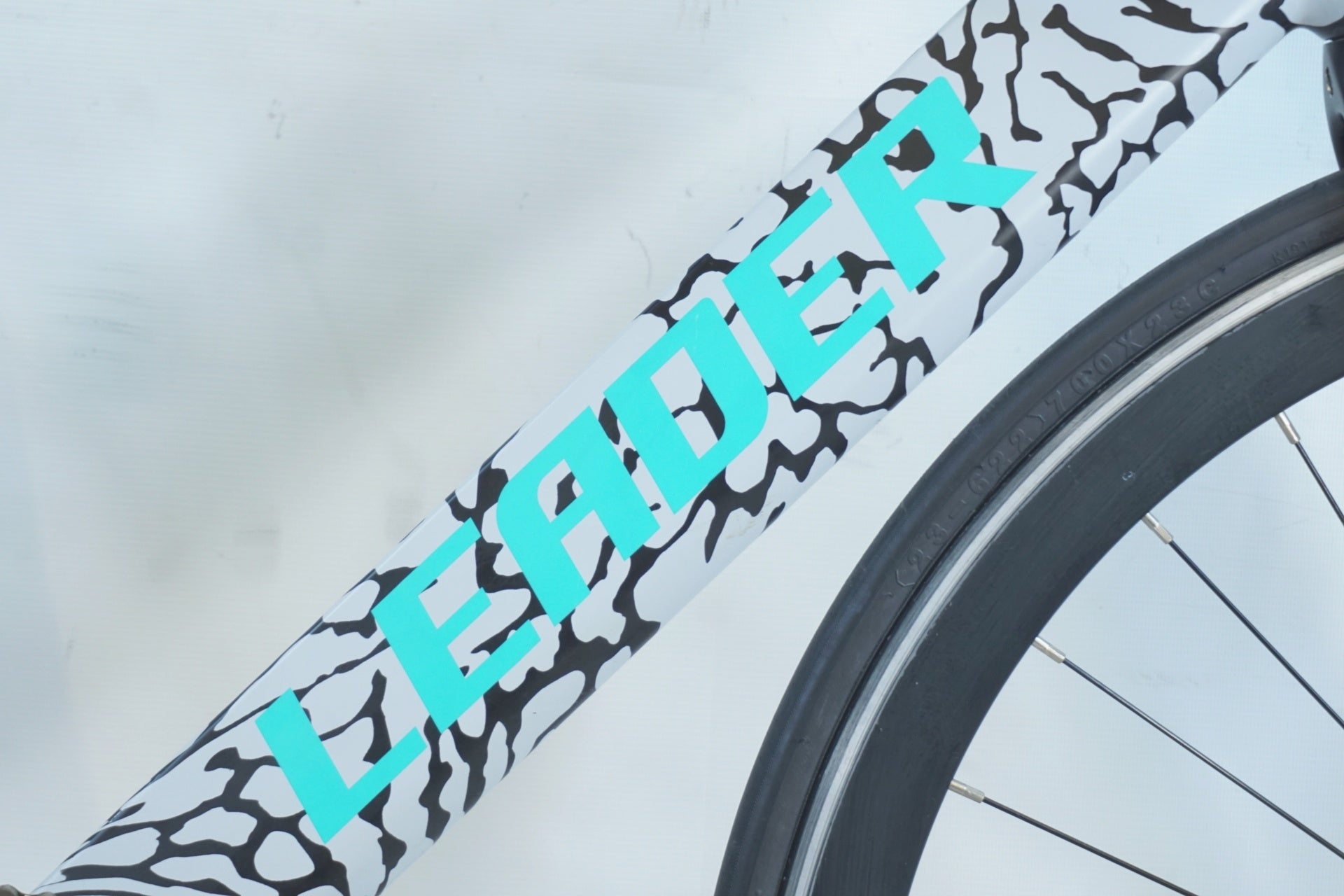 LEADER BIKES 「リーダーバイク」 735TR ATOMS 2019年モデル ピストバイク / 有明ガーデン店