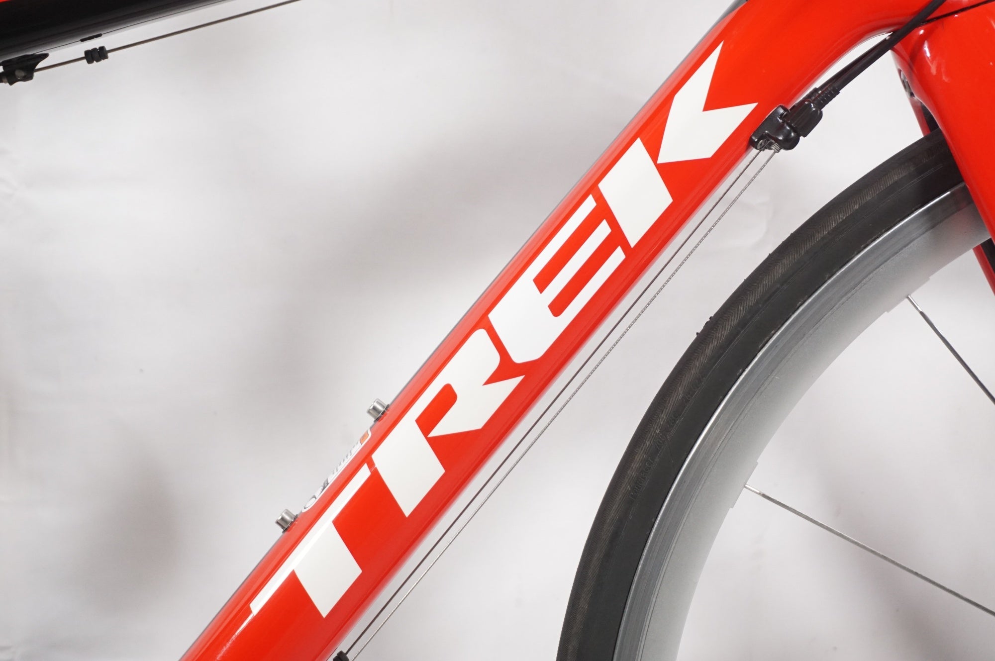 TREK 「トレック」 DOMANE 4.1 2015年モデル ロードバイク / AKIBA店