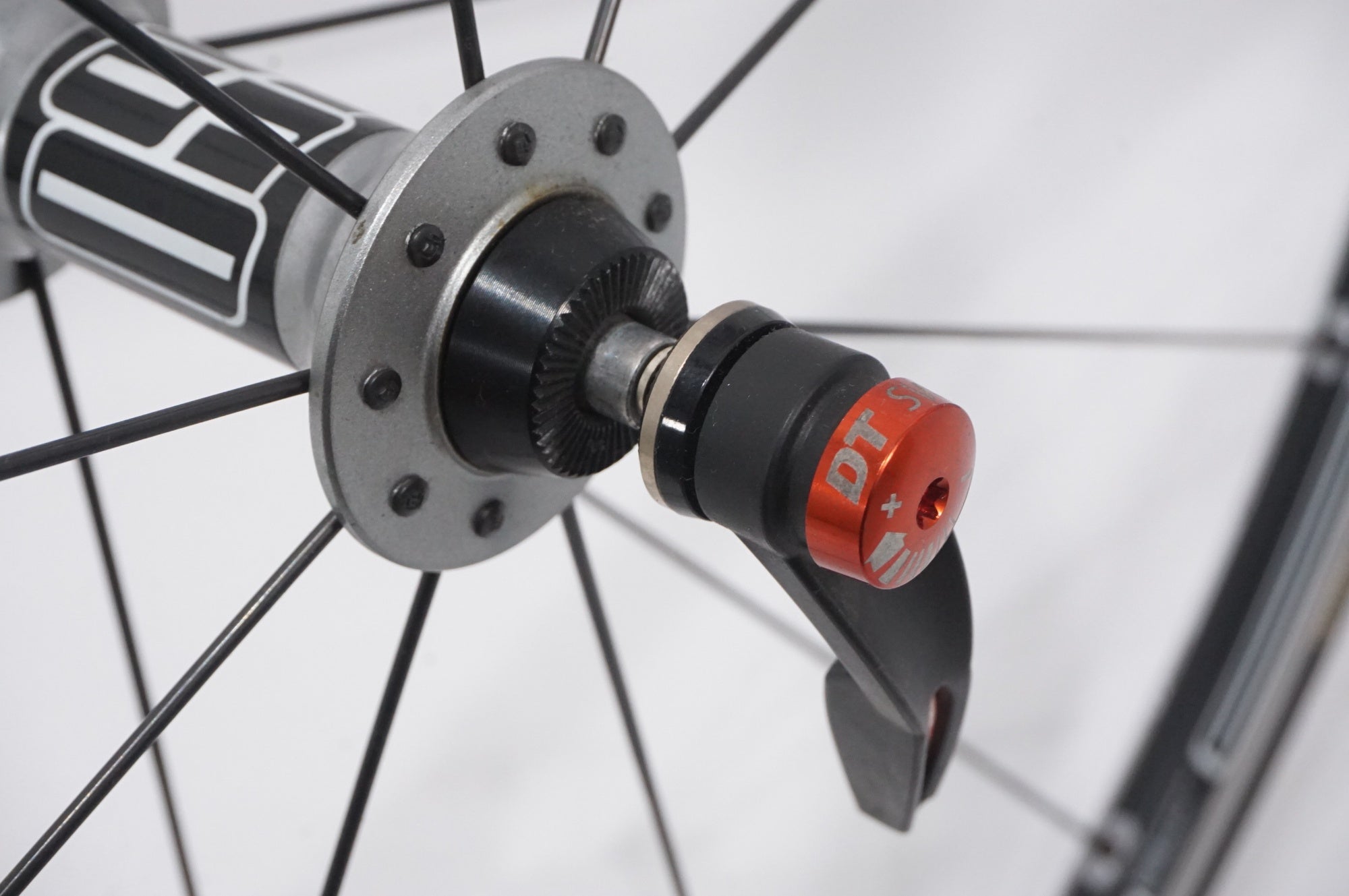 DT SWISS「ディーティースイス」R1650 ホイールセット / AKIBA店