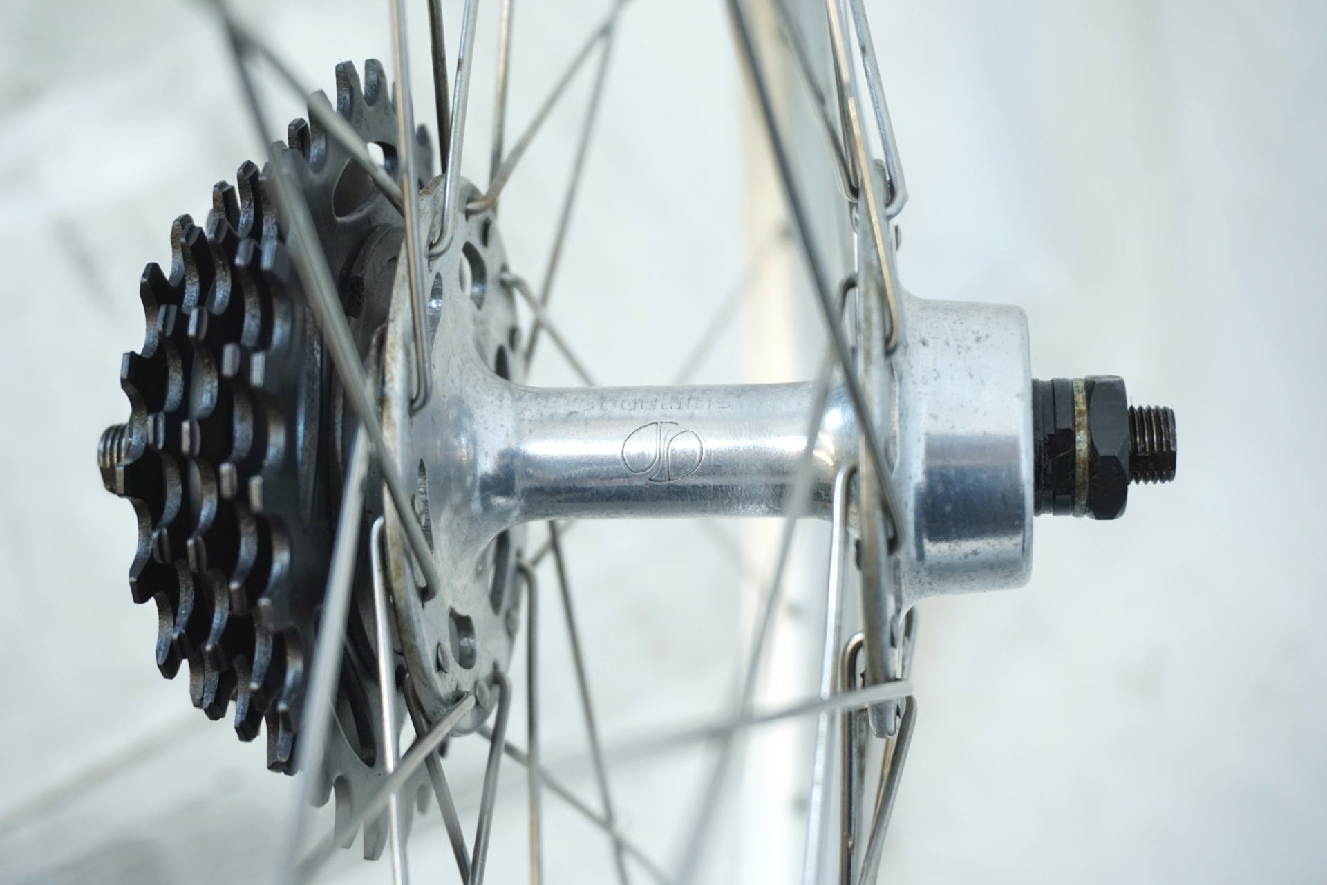 SHIMANO 「シマノ」 600 ハブ ARAYA リム ボスフリー 5S ホイール