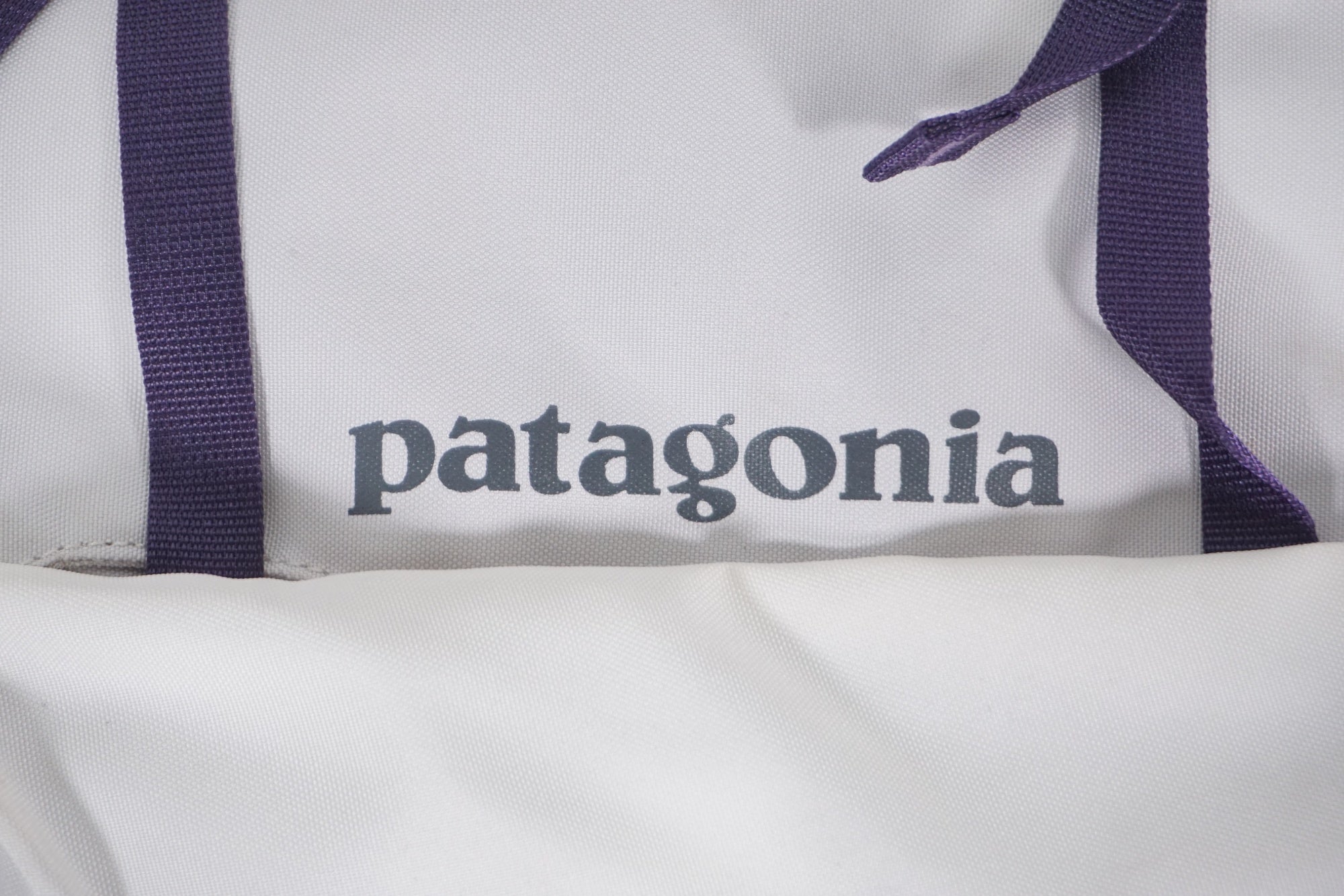 PATAGONIA 「パタゴニア」 ATOM 8L ショルダーバッグ / AKIBA店