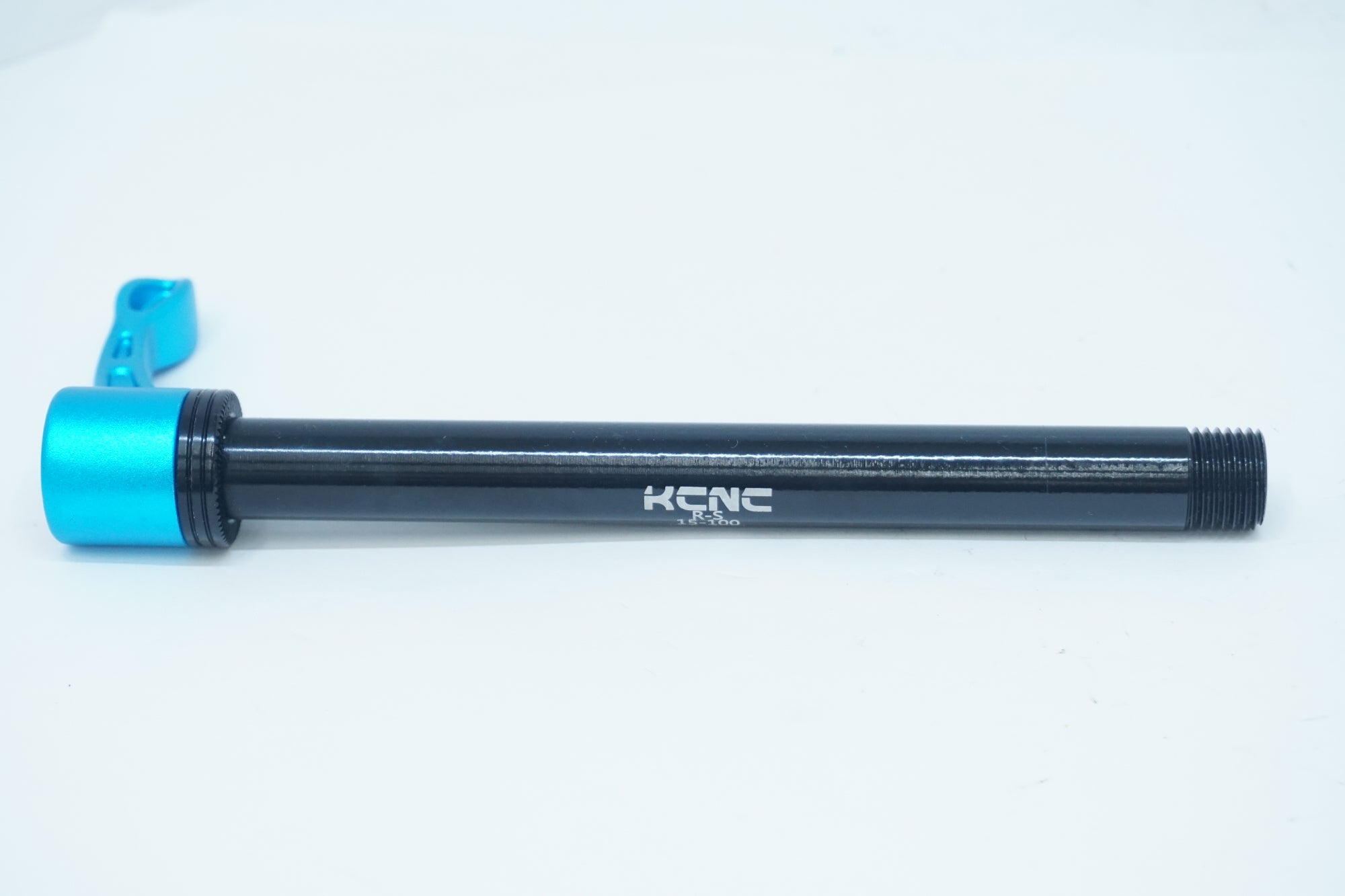 KCNC 「ケーシーエヌシー」 スルーアクスル / 大阪美原北インター店