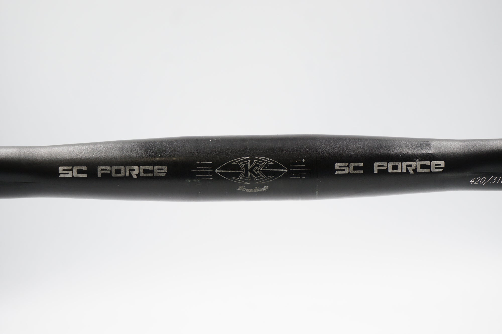 KCNC 「ケーシーエヌシー」 SC FORCE Φ31.8 420mm ハンドル / 奈良店