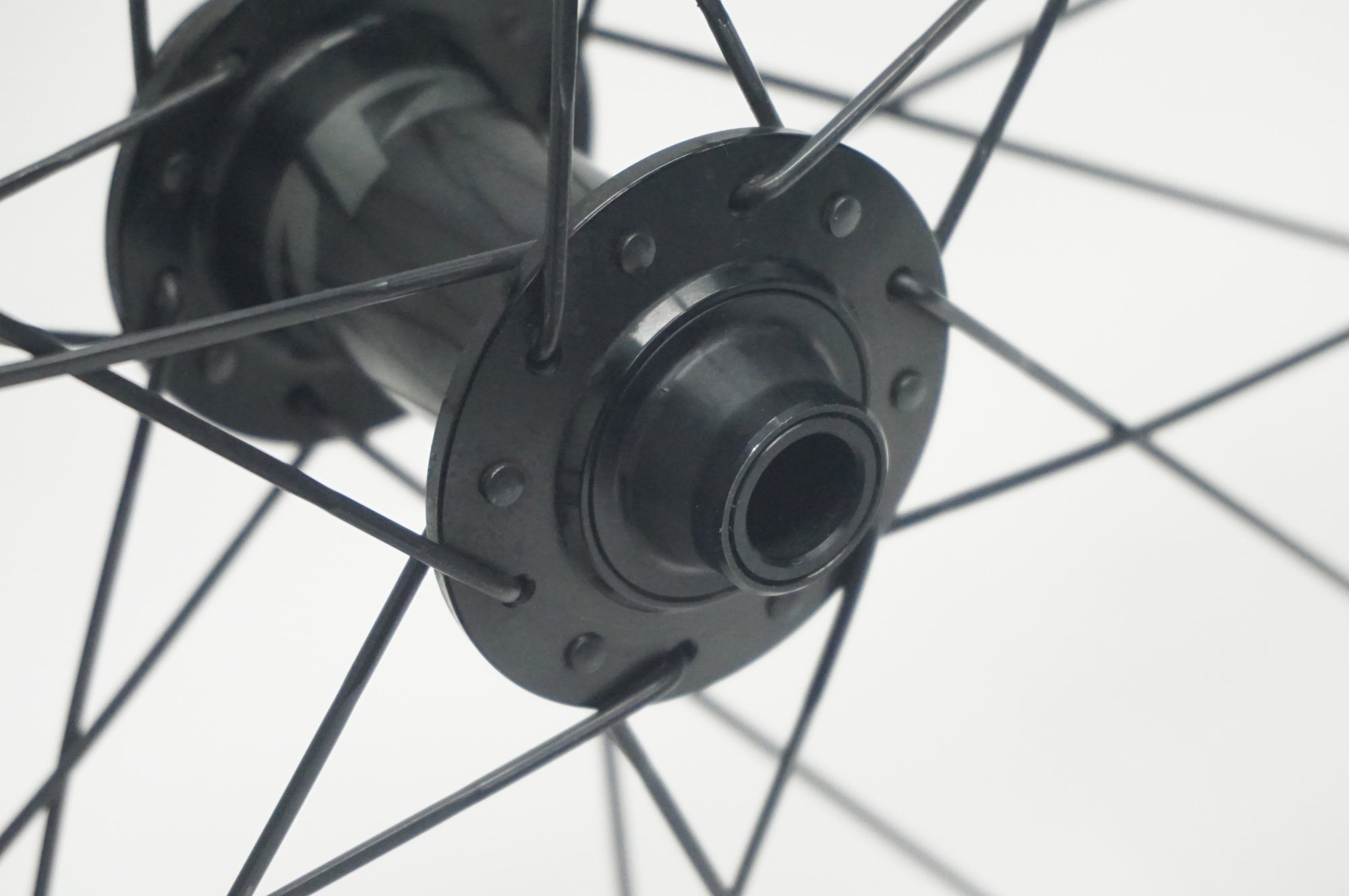 ZIPP 「ジップ」 303S DISC シマノ11速 ホイールセット / 福岡店