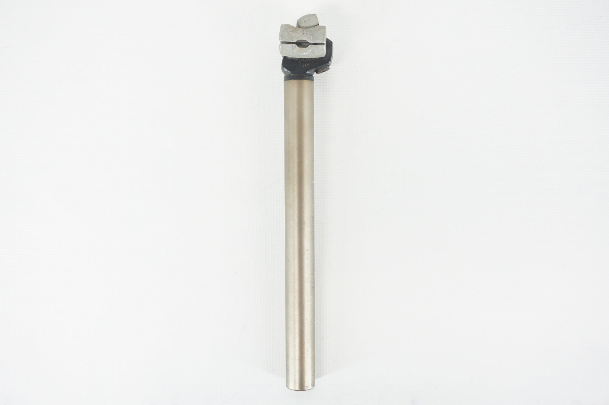 STRONG 「ストロング」 Φ26.4 300mm シートポスト / 阪急塚口店
