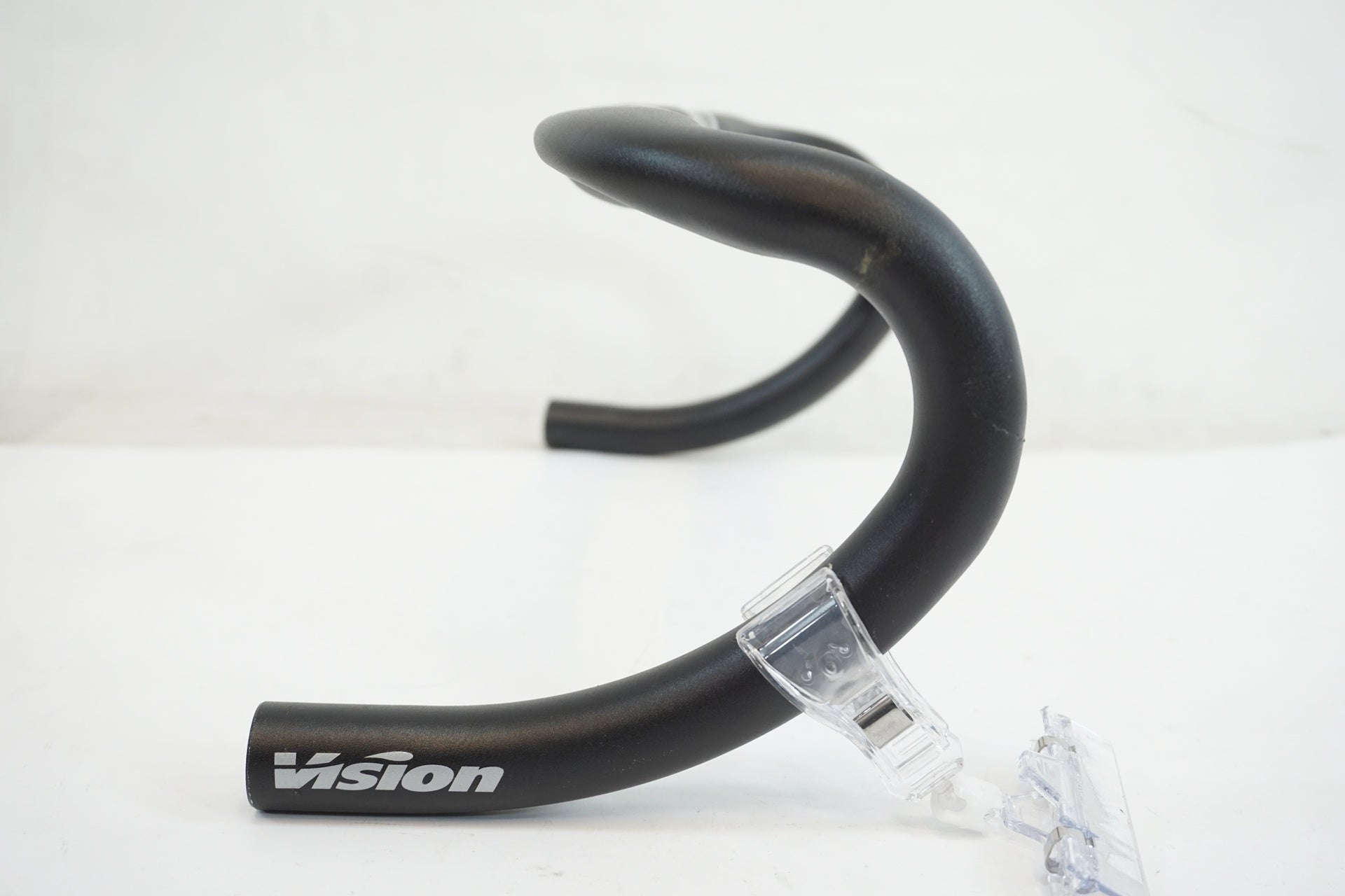 VISION 「ビジョン」 TRIMAX AERO Φ31.8 400mm ハンドル / 有明