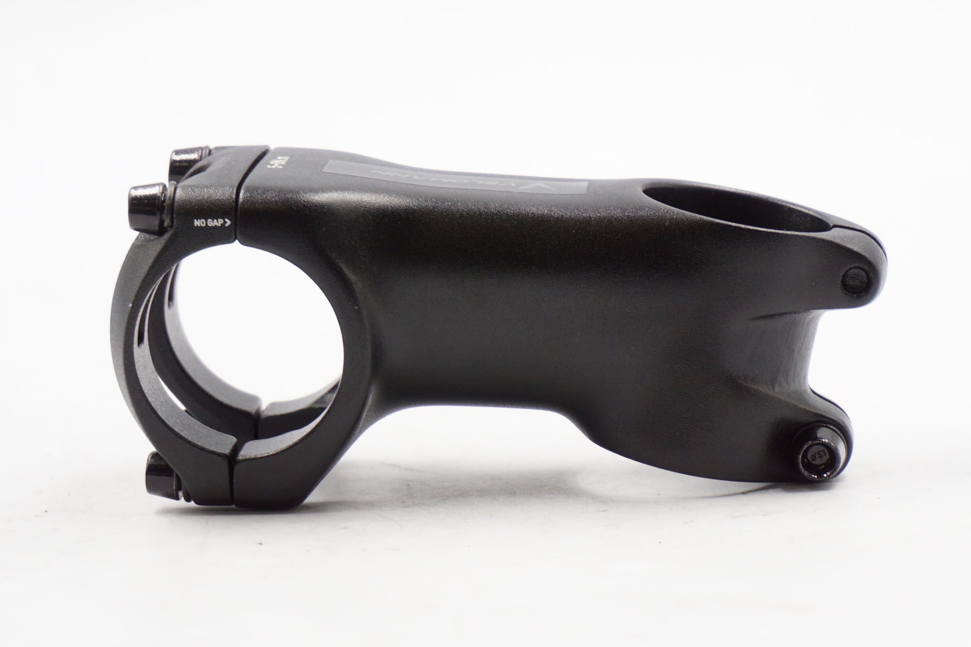 VELOMANN 「ヴェロマン」 Φ31.8 70mm ステム / 奈良店