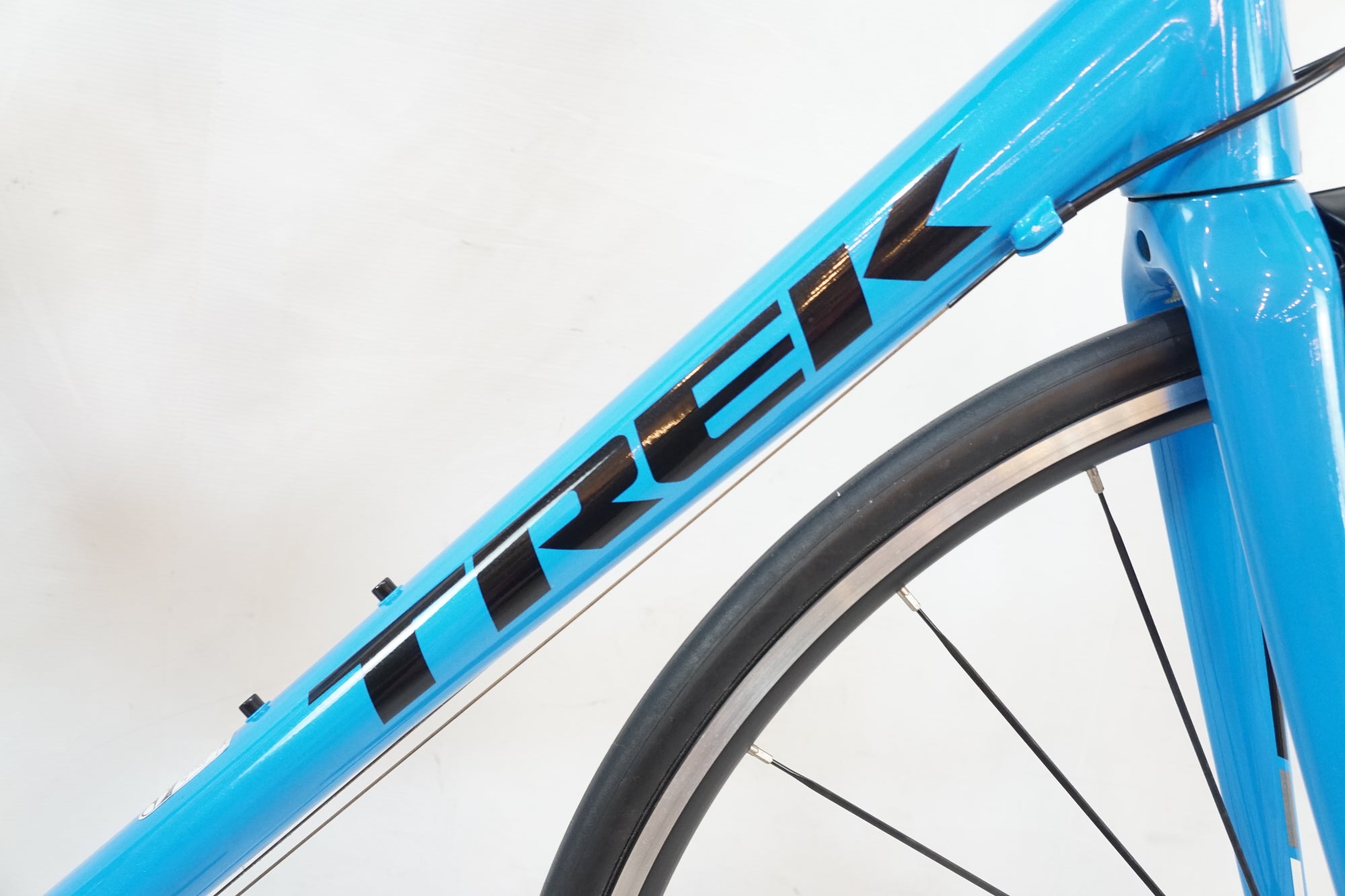 TREK 「トレック」 EMONDA ALR 5 2016年モデル ロードバイク