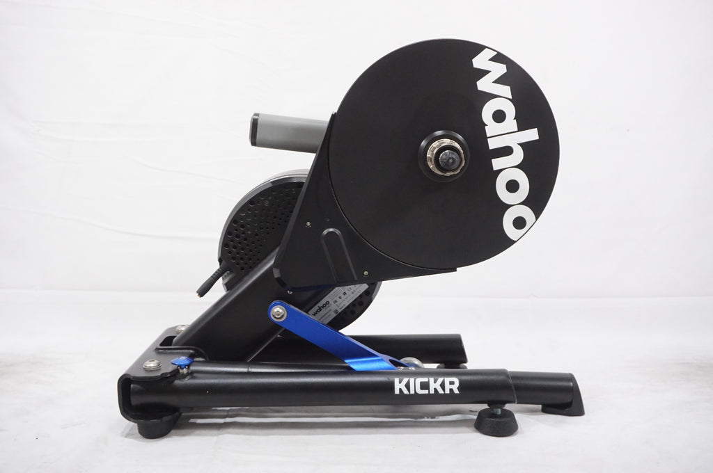 WAHOO 「ワフー」 KICKR V4 WF113 スマートトレーナー / AKIBA店