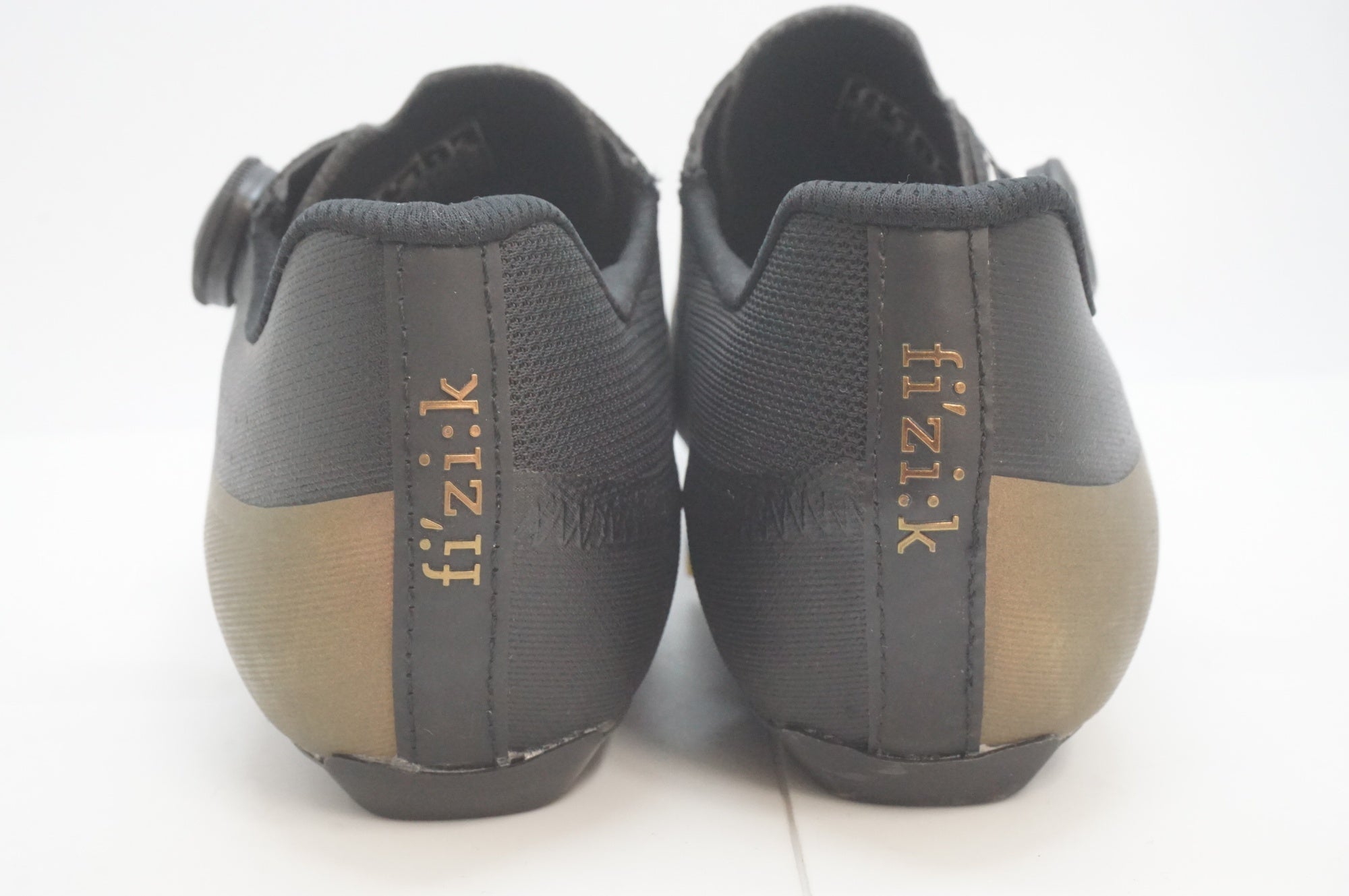 FIZIK 「フィジーク」 TEMPO OVERCURVE R4 IRIDESCENT 43(27.7cm